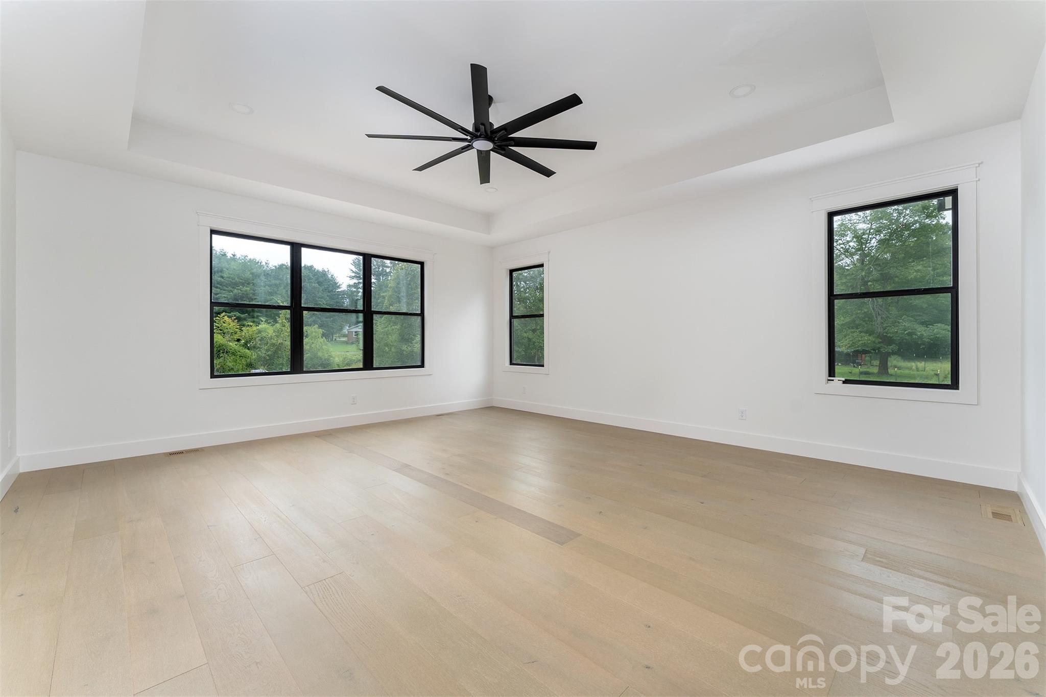 808 Maybank Drive — Hendersonville