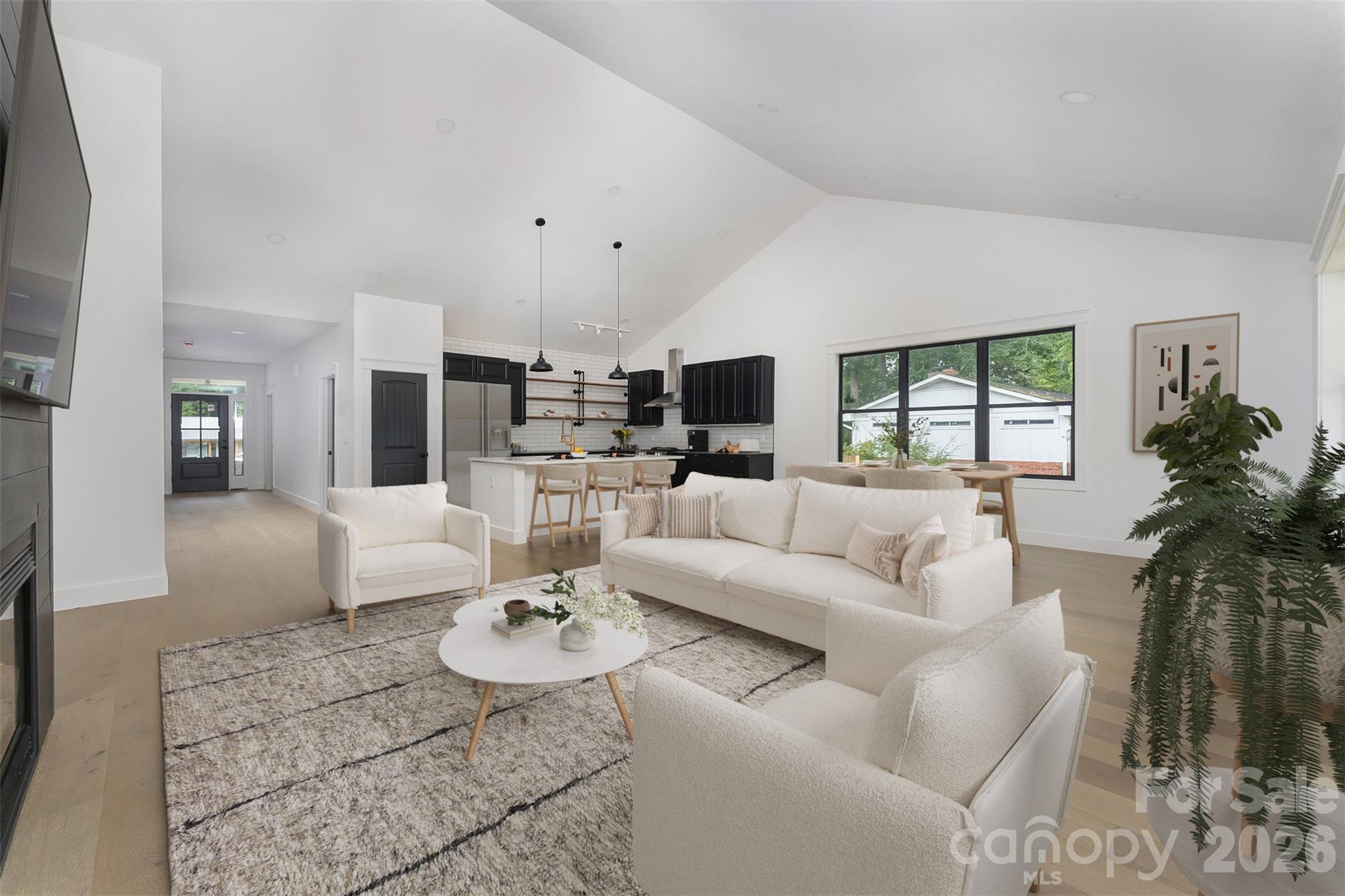 808 Maybank Drive — Hendersonville