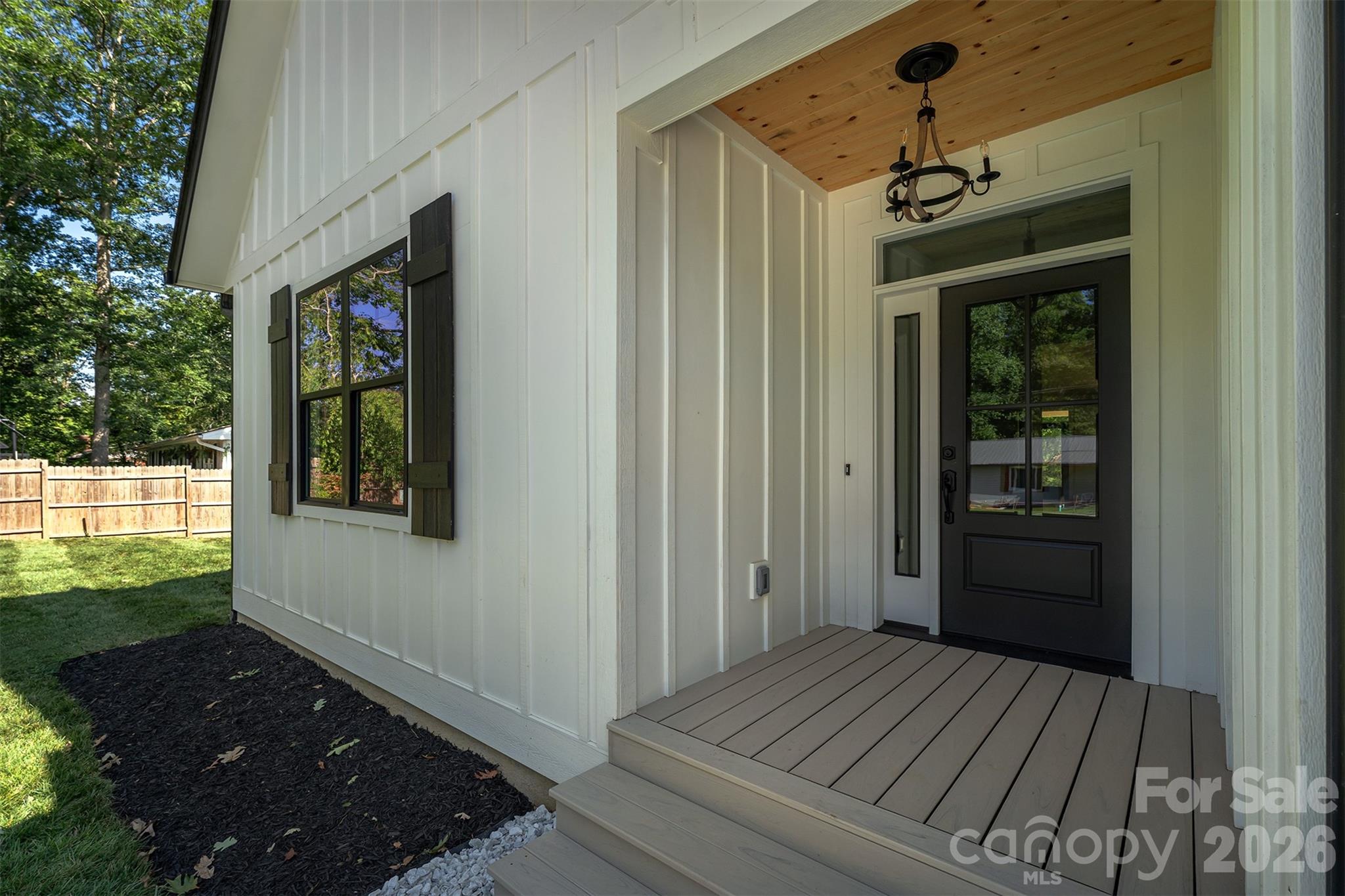 808 Maybank Drive — Hendersonville