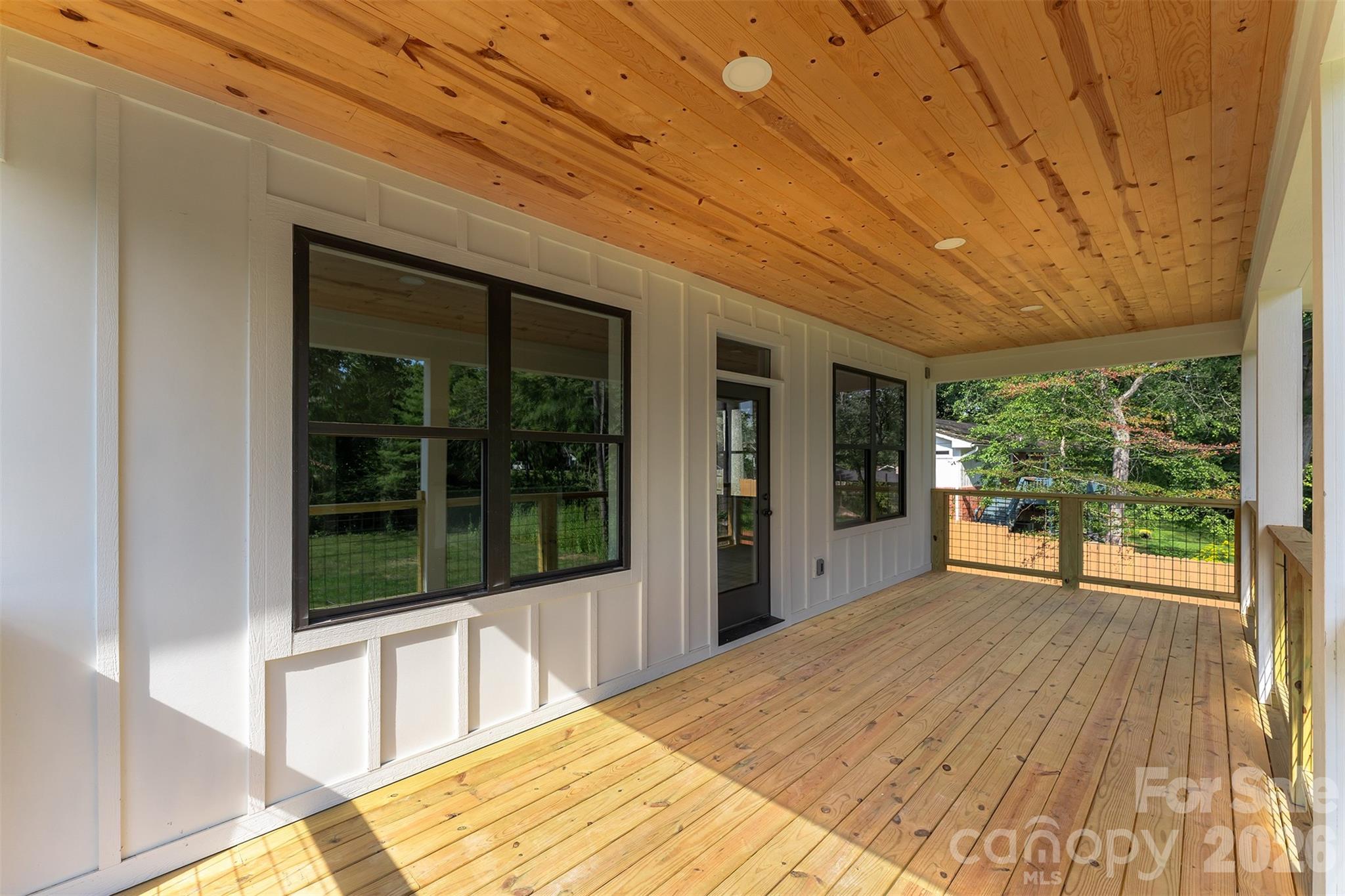 808 Maybank Drive — Hendersonville
