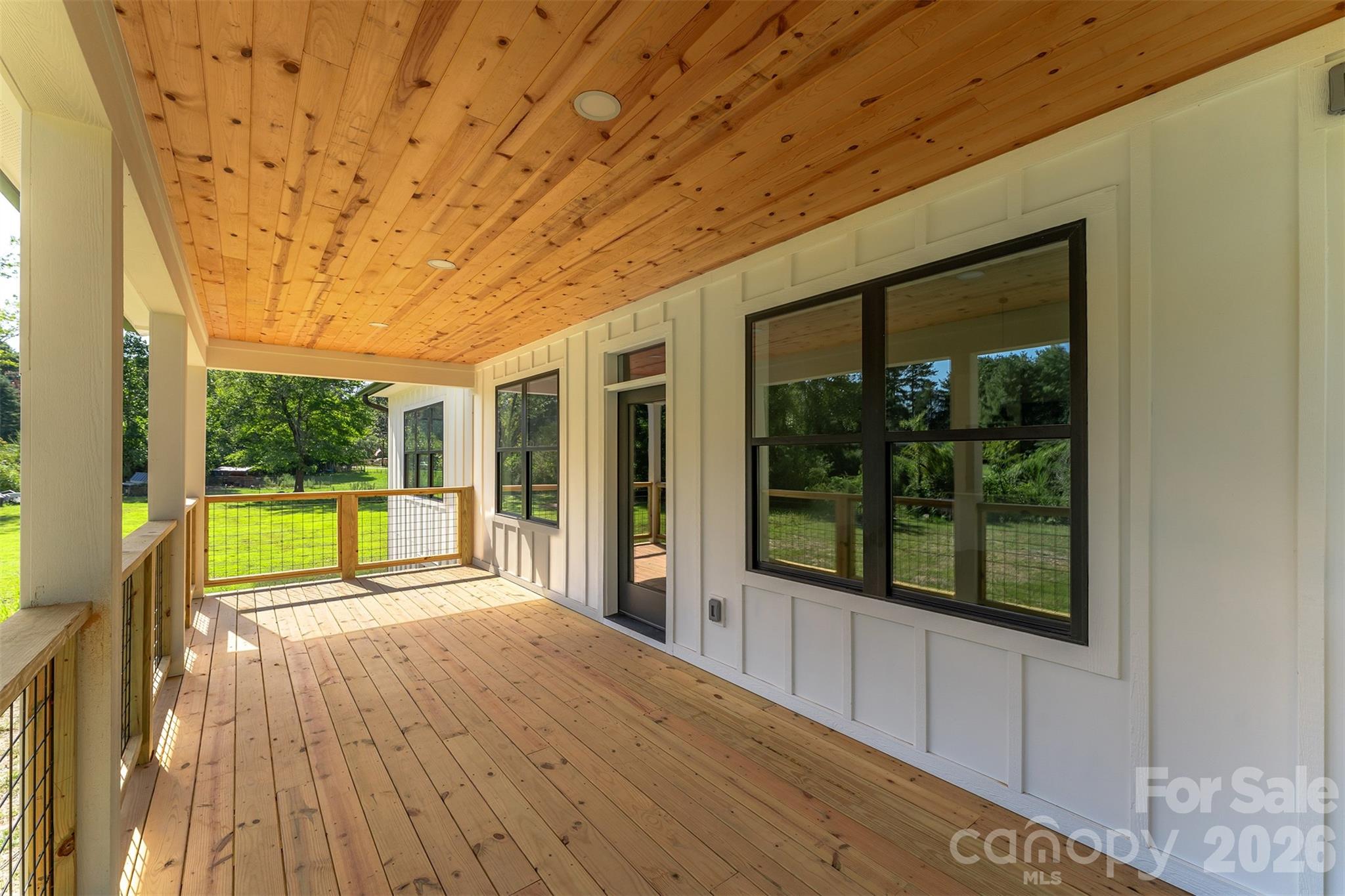 808 Maybank Drive — Hendersonville