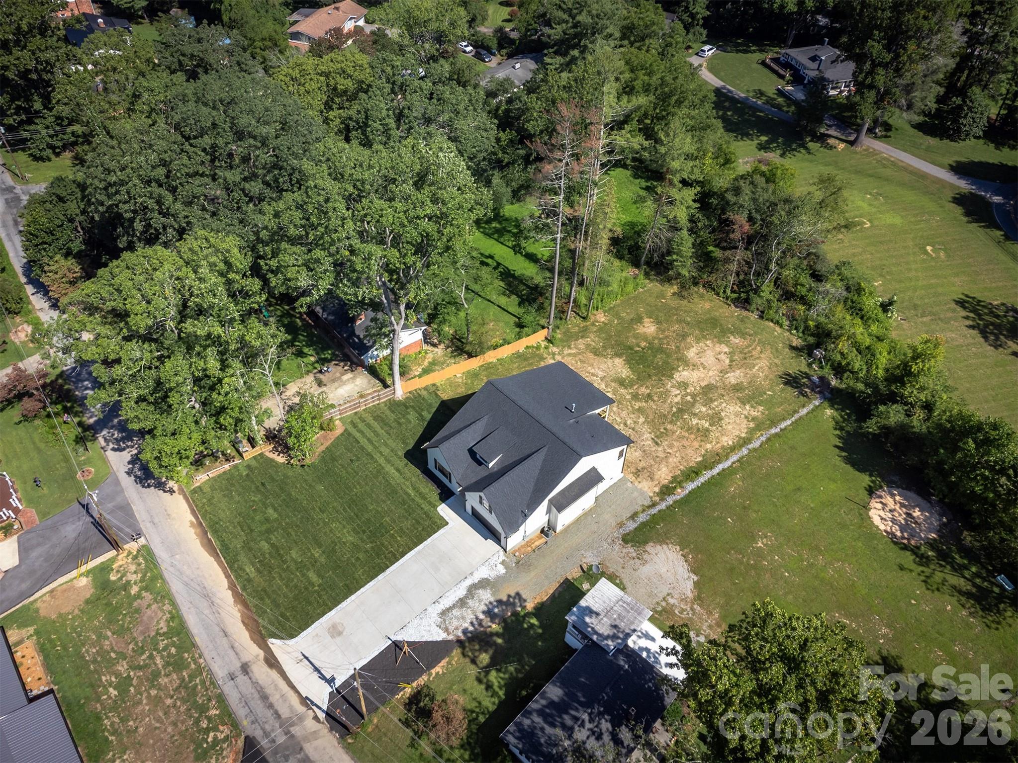 808 Maybank Drive — Hendersonville