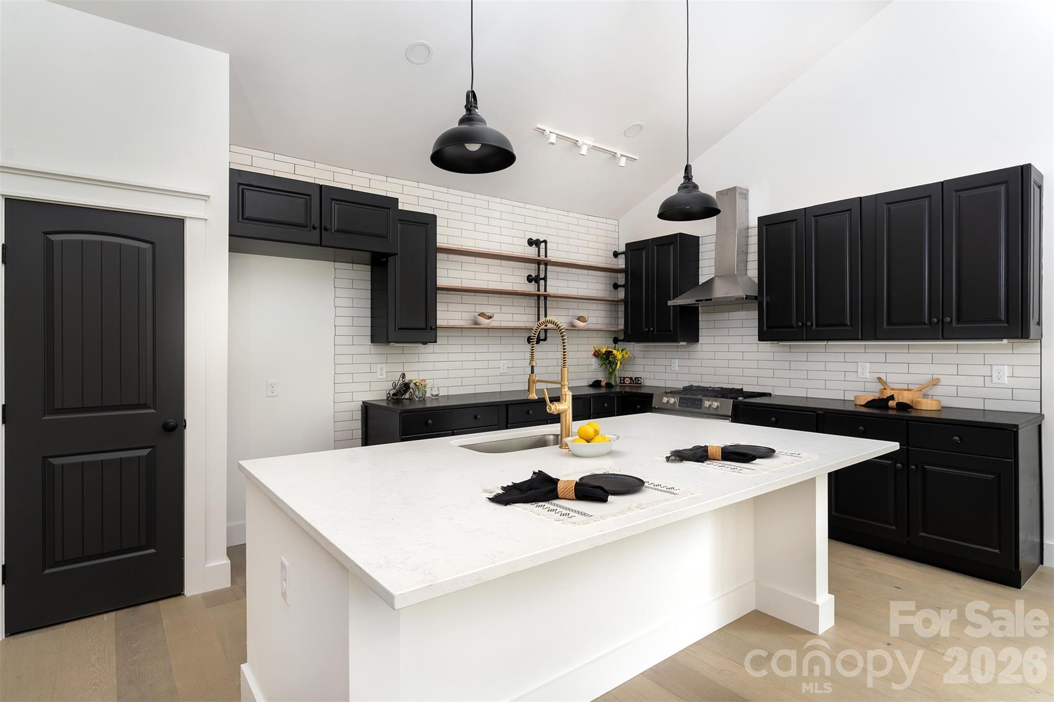 808 Maybank Drive — Hendersonville