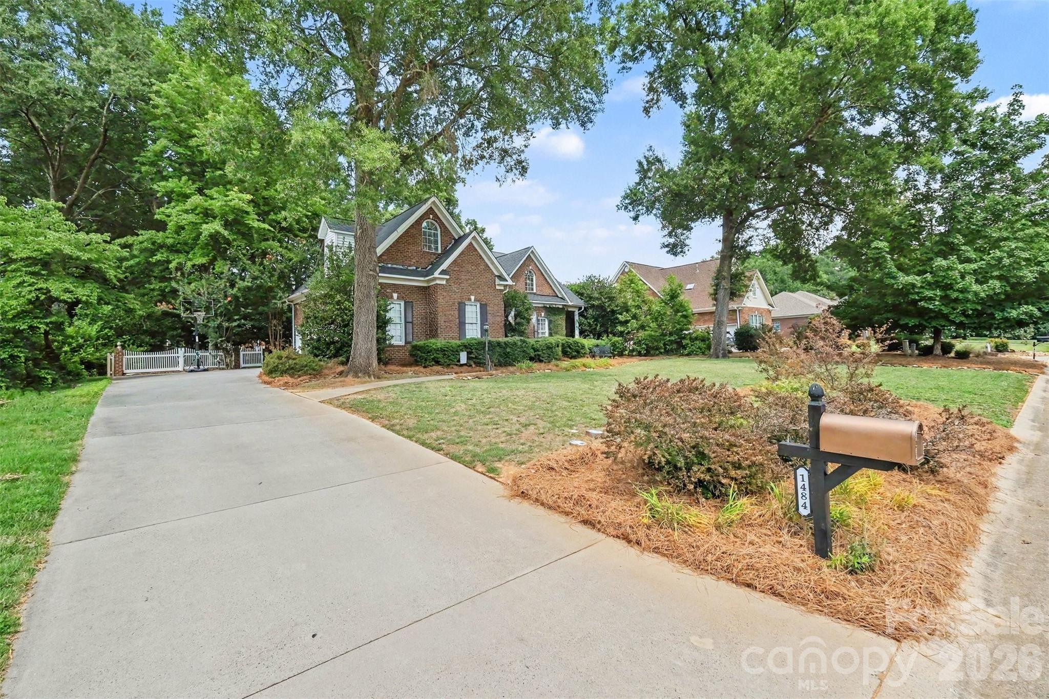 1484 Summit View Drive — Rock Hill