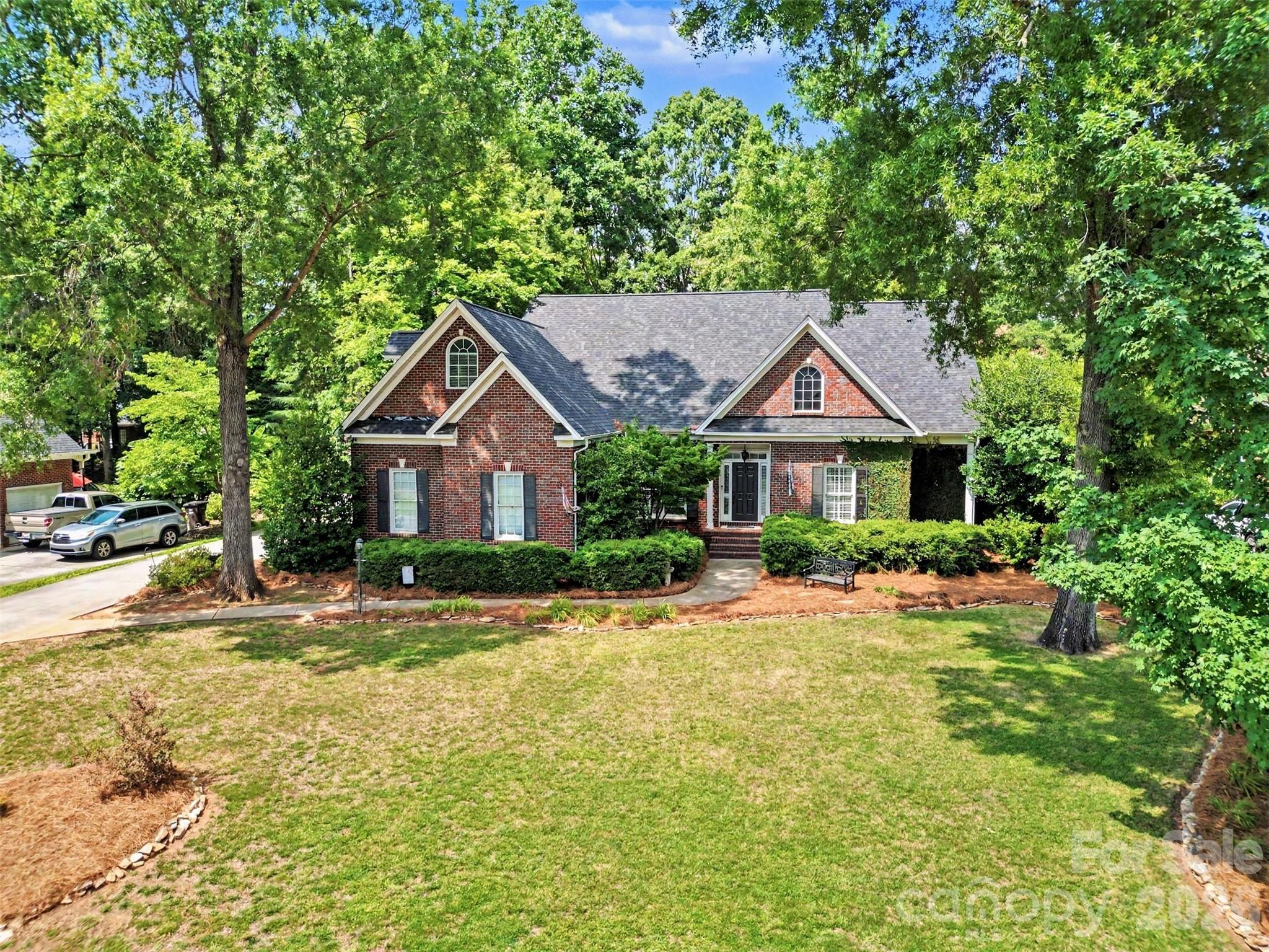1484 Summit View Drive — Rock Hill