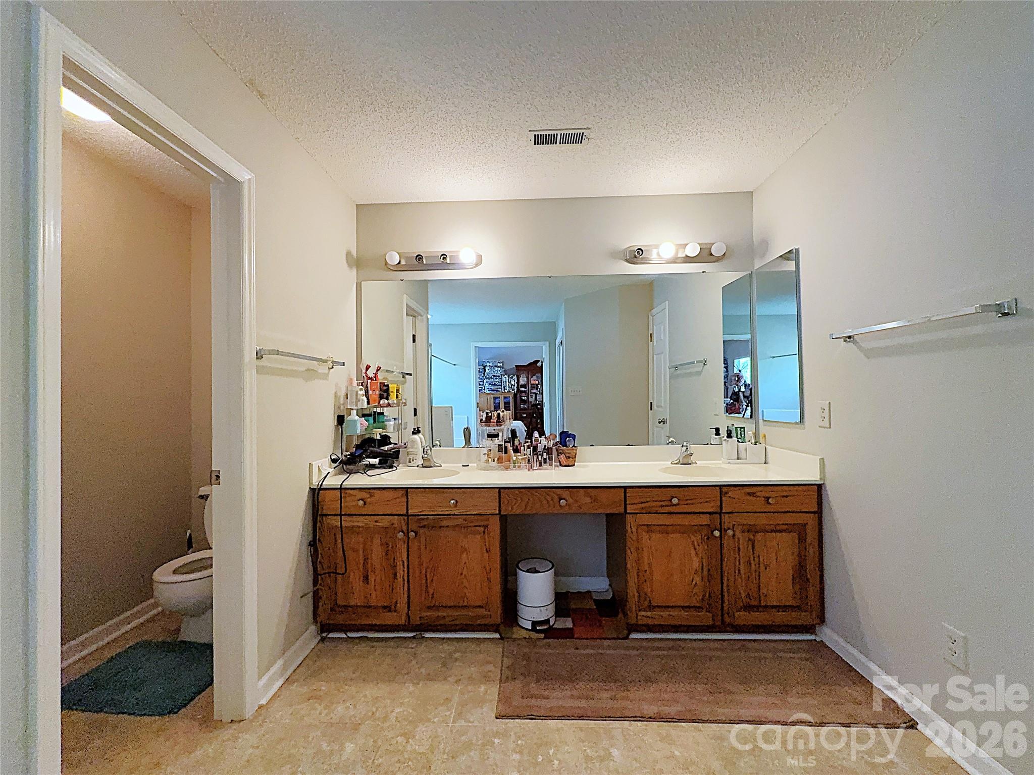 13636 Portpatrick Lane — Matthews