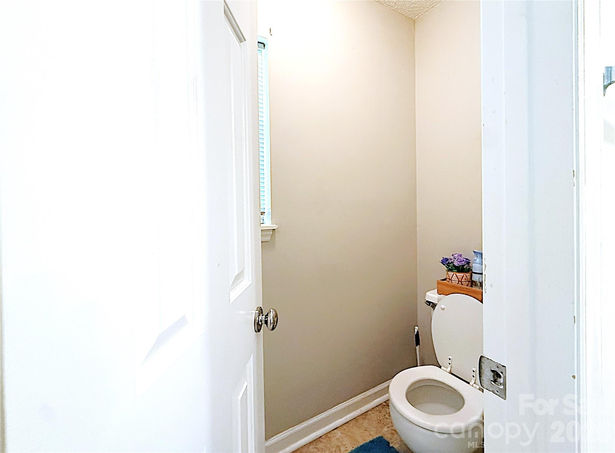 13636 Portpatrick Lane — Matthews