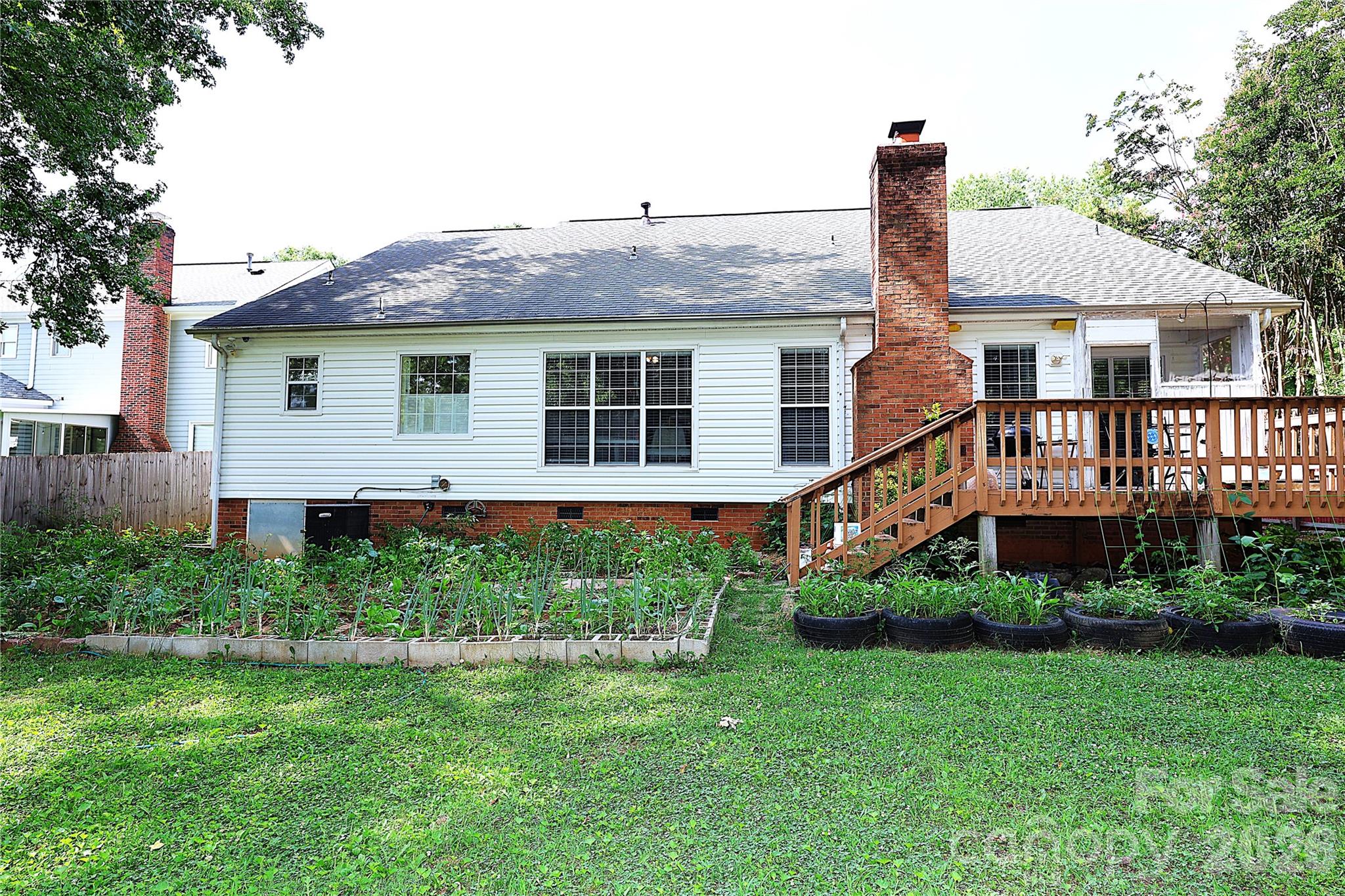 13636 Portpatrick Lane — Matthews