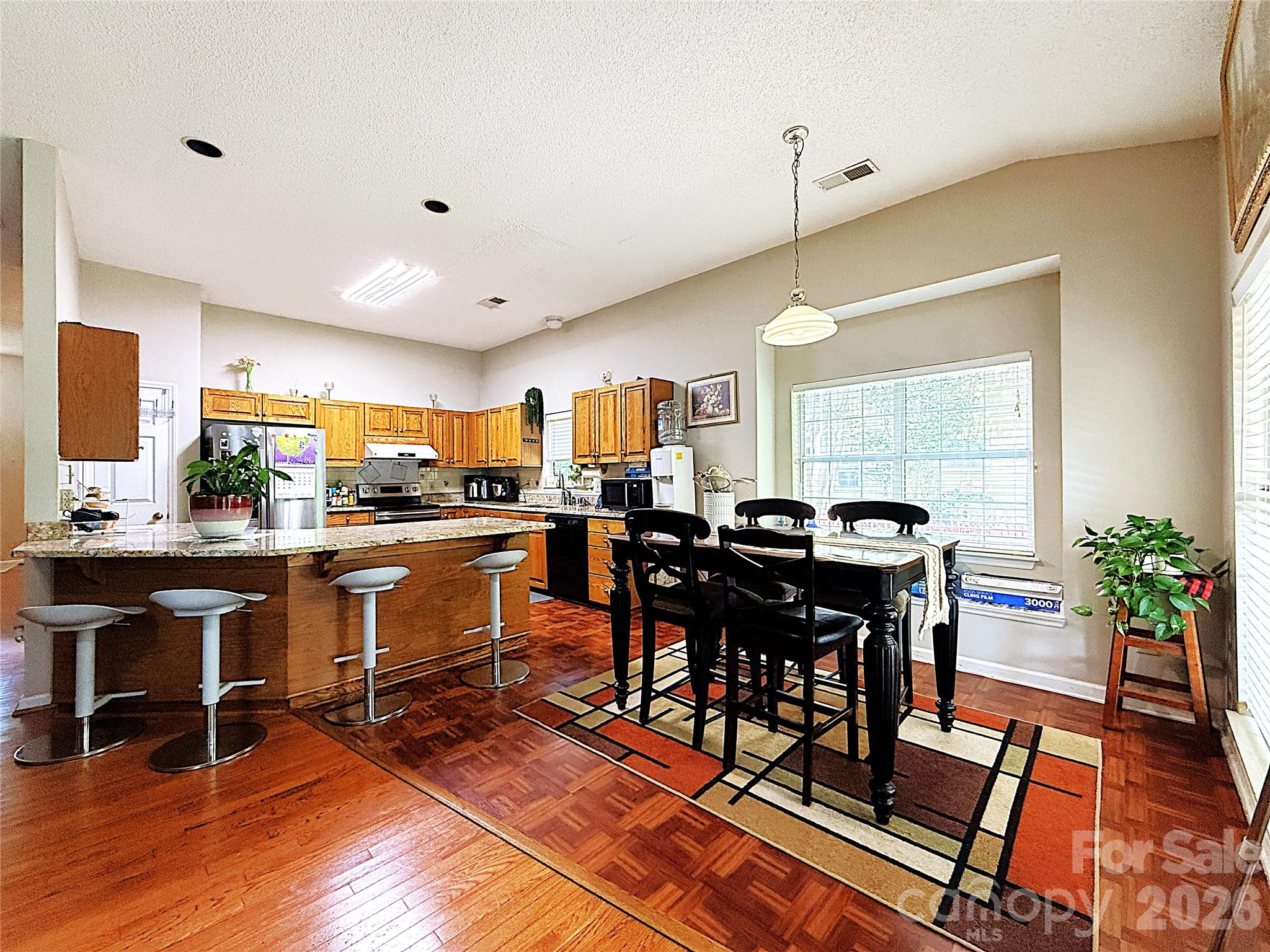 13636 Portpatrick Lane — Matthews