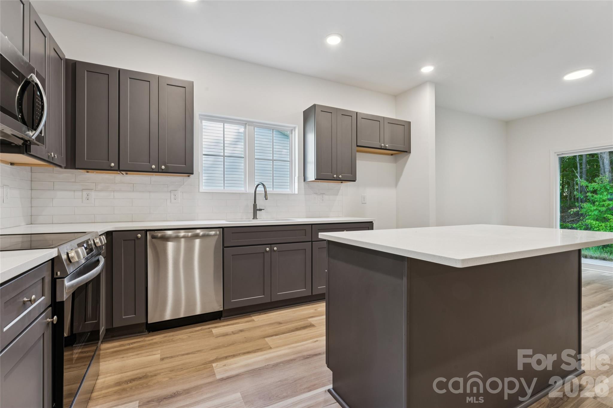 1175 Stoneglen Drive — Granite Quarry