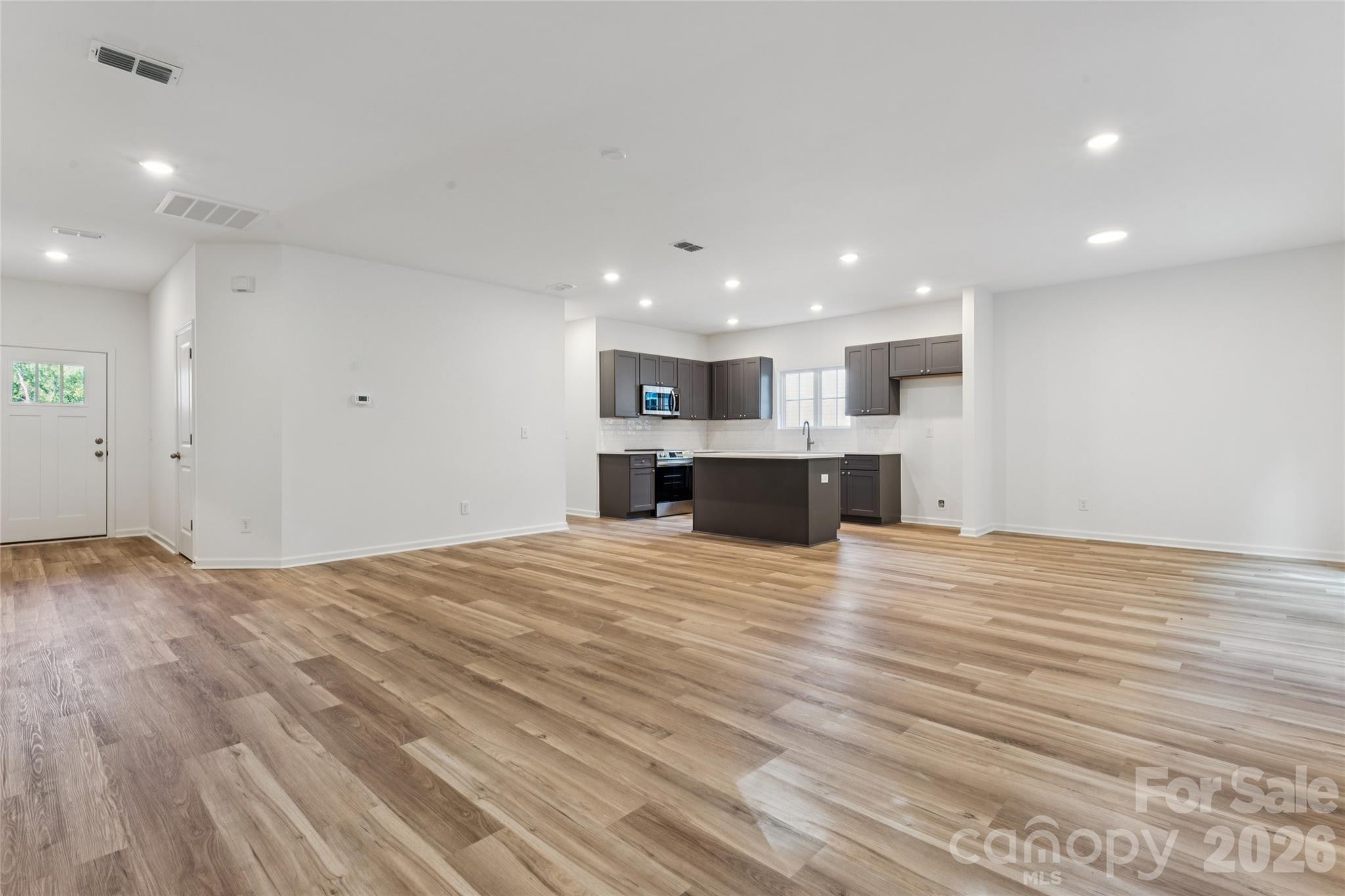 1175 Stoneglen Drive — Granite Quarry