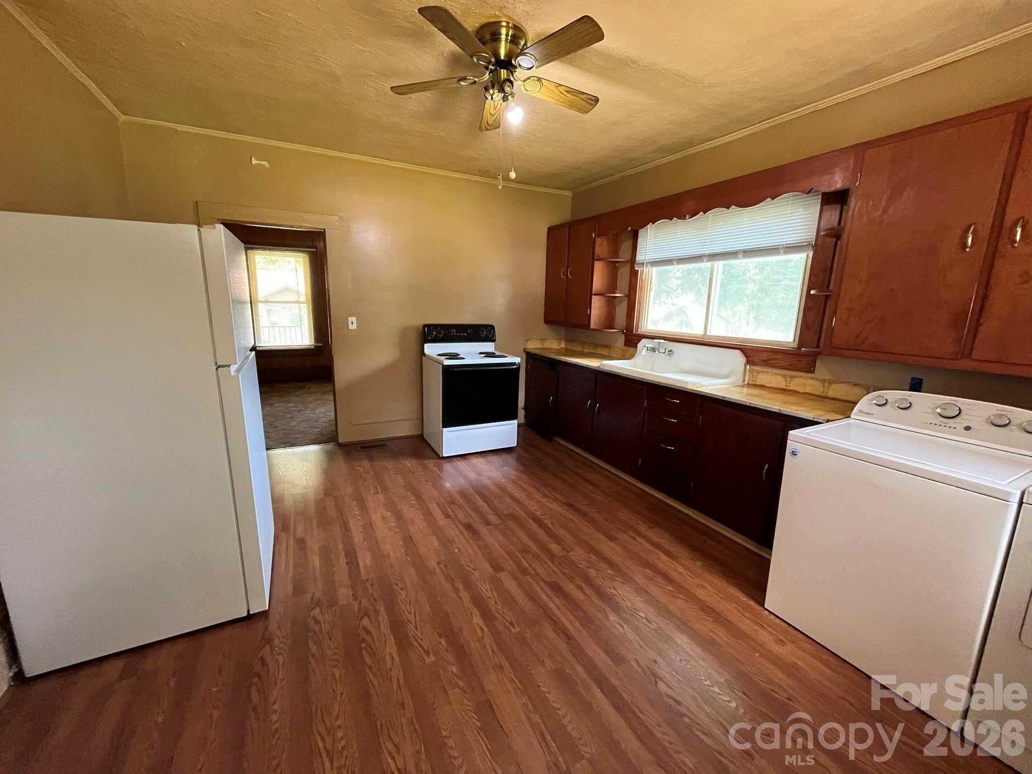 208 Bell Street — Mount Holly