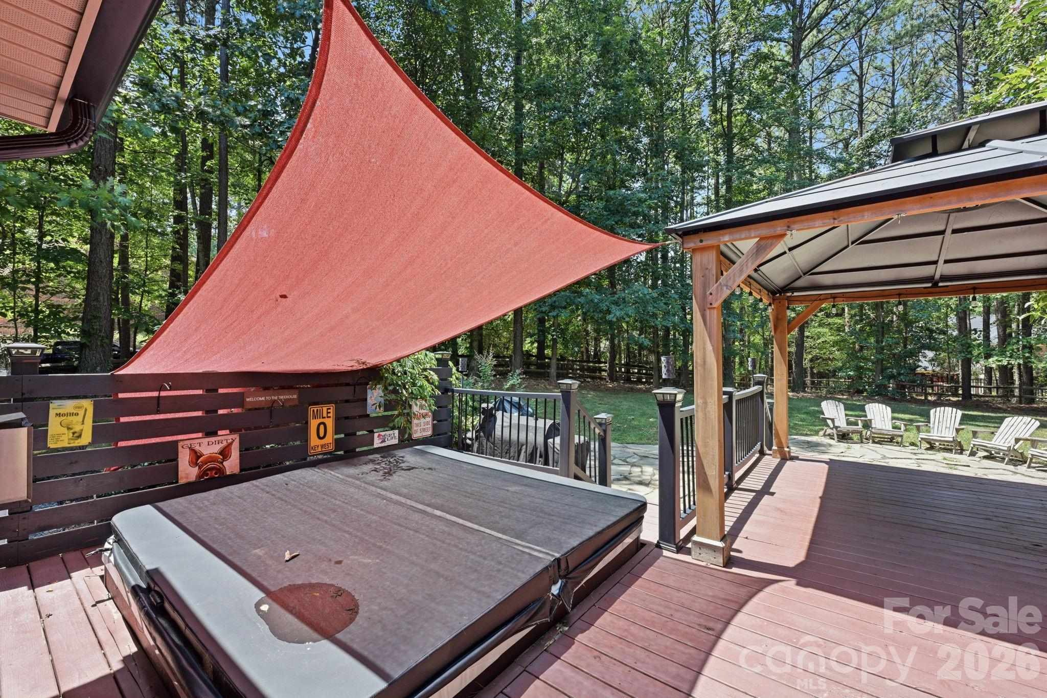 202 Indian Trail — Mooresville