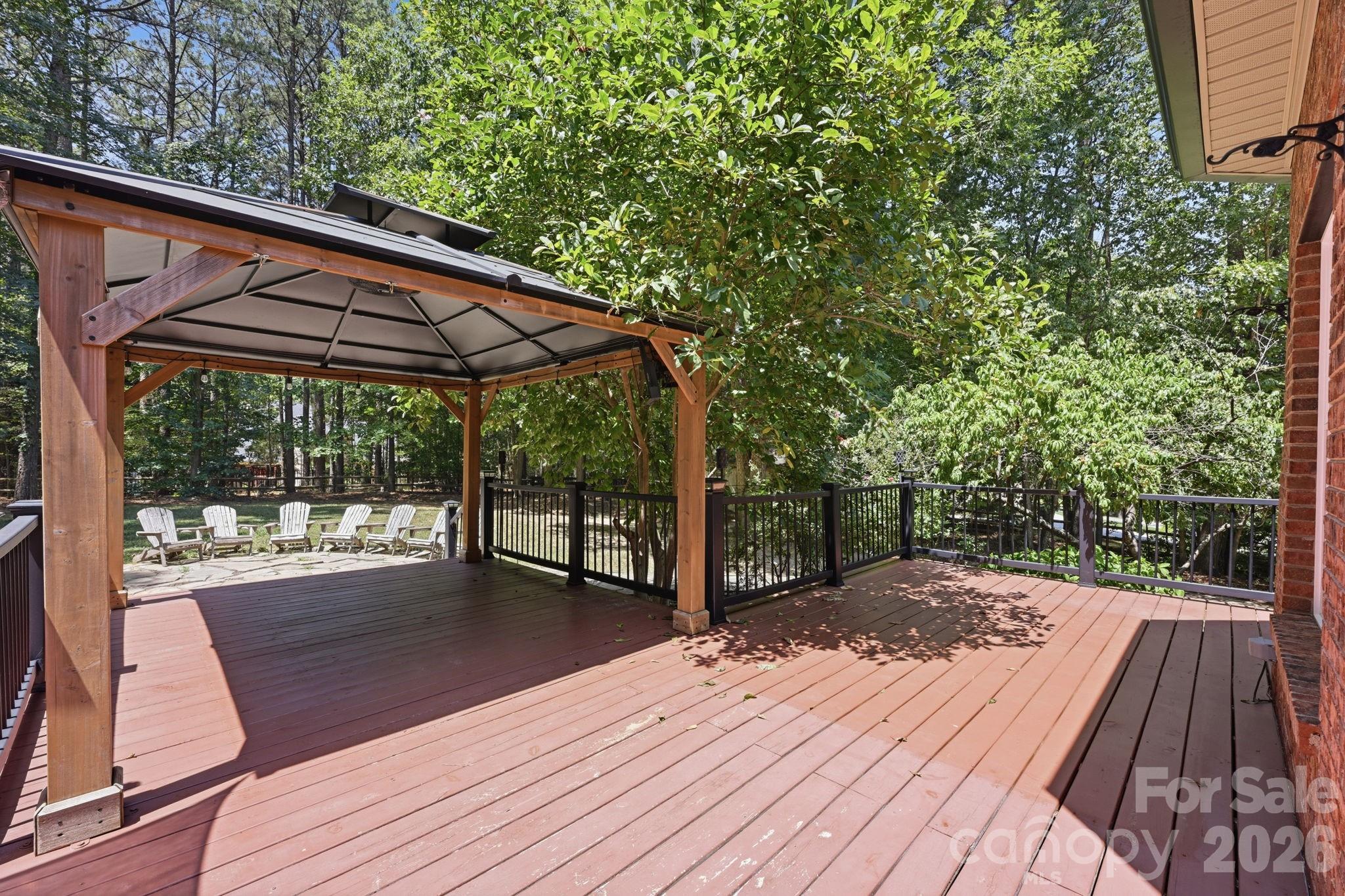 202 Indian Trail — Mooresville