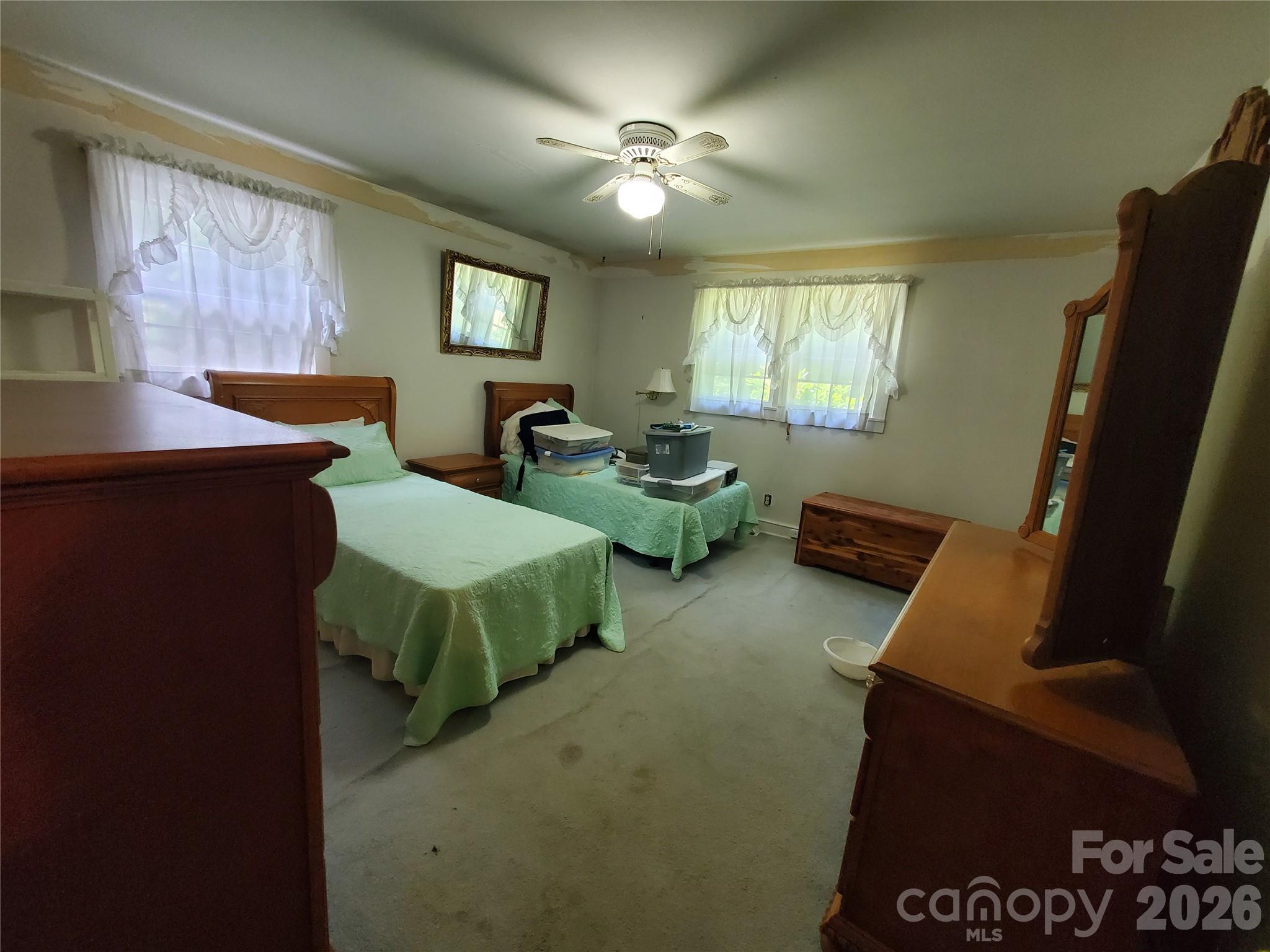 886 Hanging Rock Road — Spruce Pine