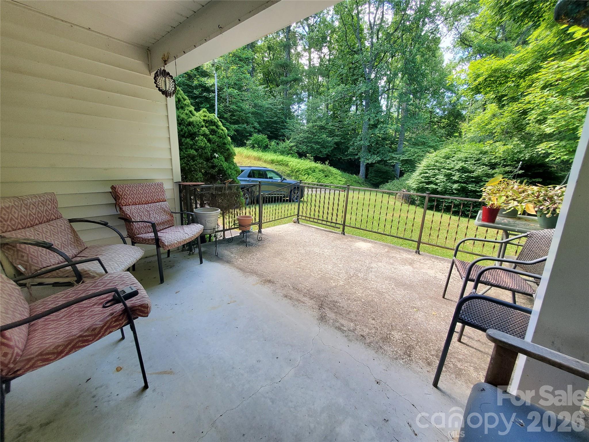 886 Hanging Rock Road — Spruce Pine