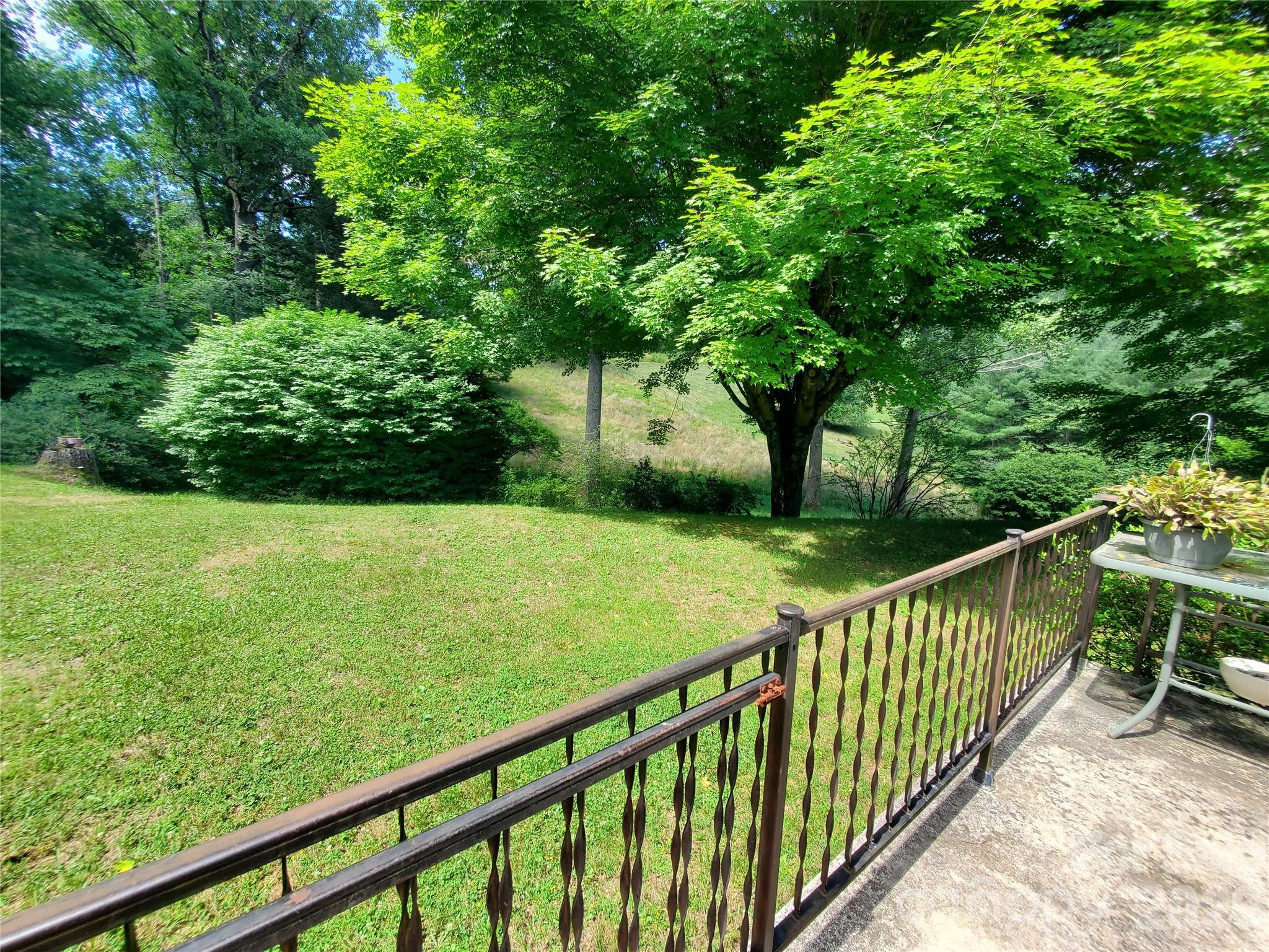 886 Hanging Rock Road — Spruce Pine