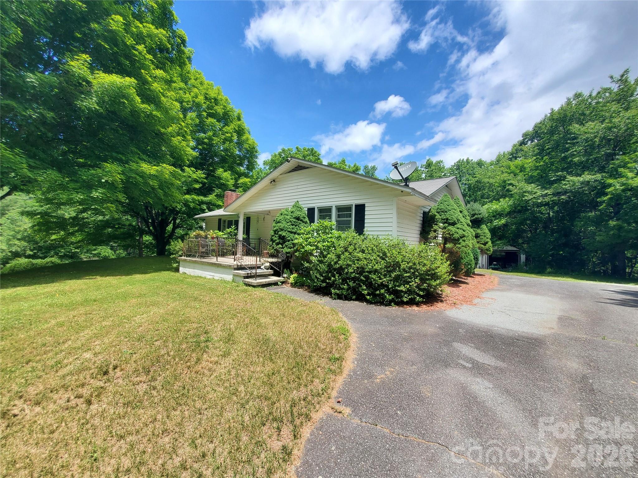 886 Hanging Rock Road — Spruce Pine