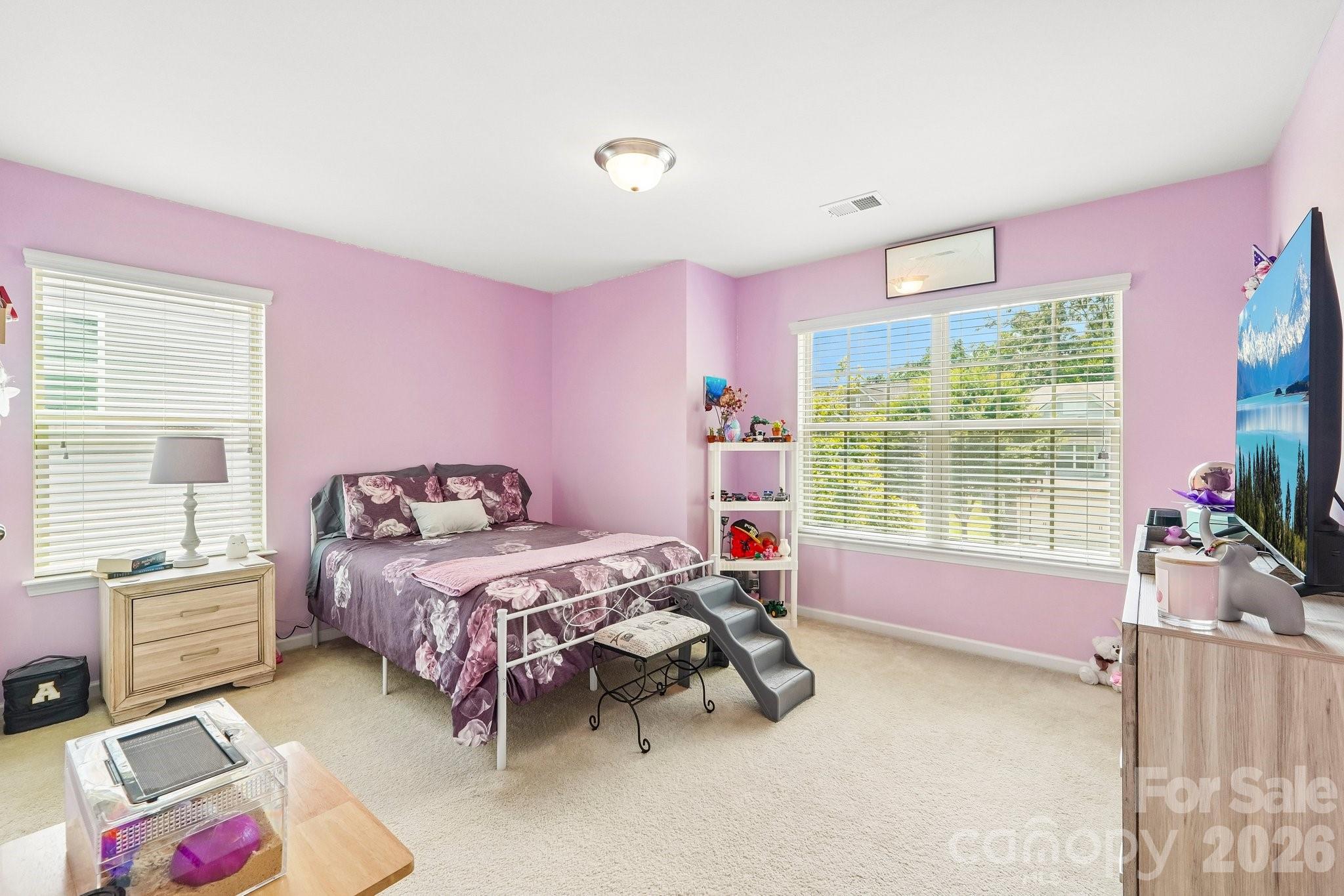 204 Kingston Drive — Mount Holly