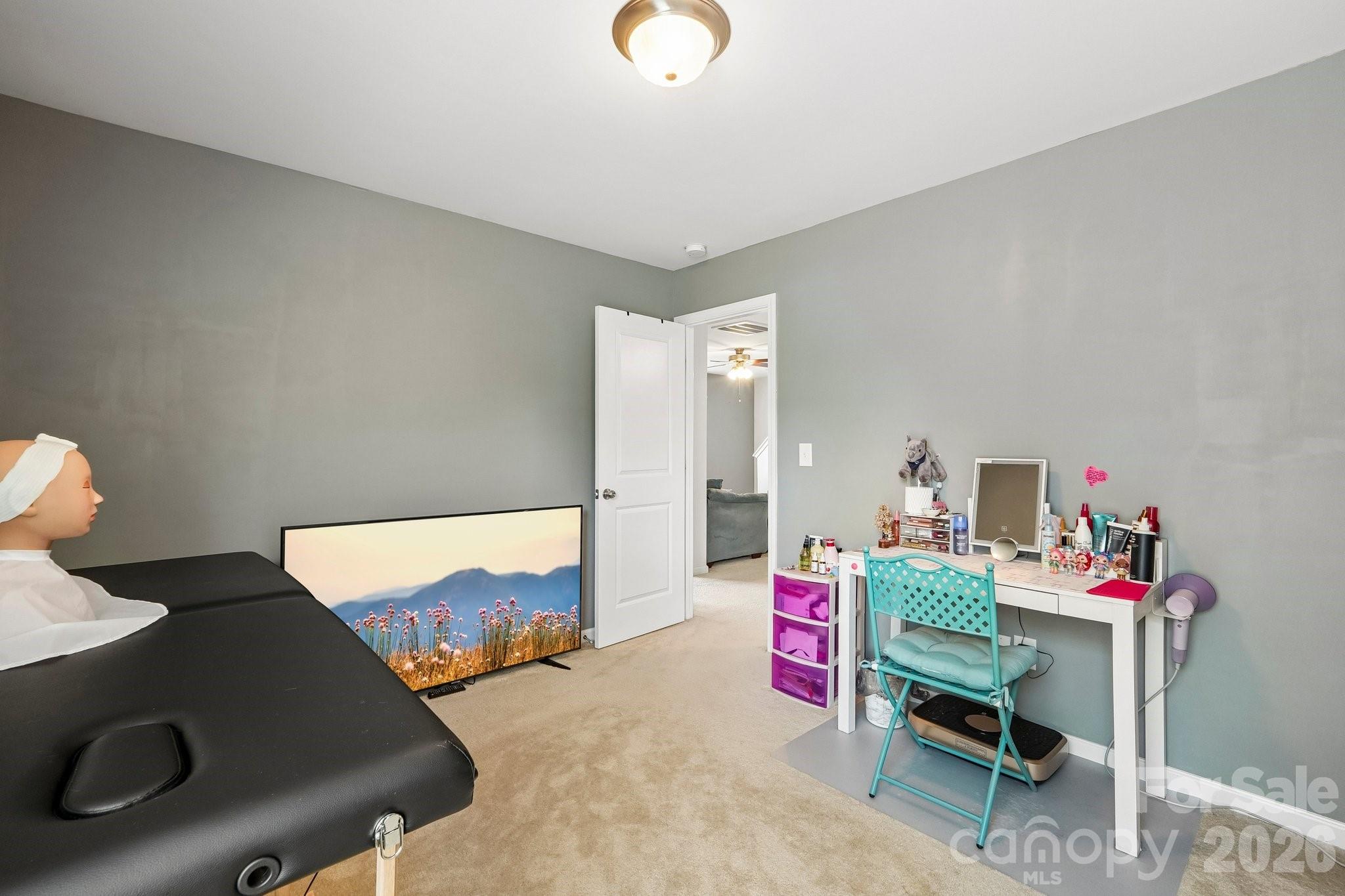 204 Kingston Drive — Mount Holly