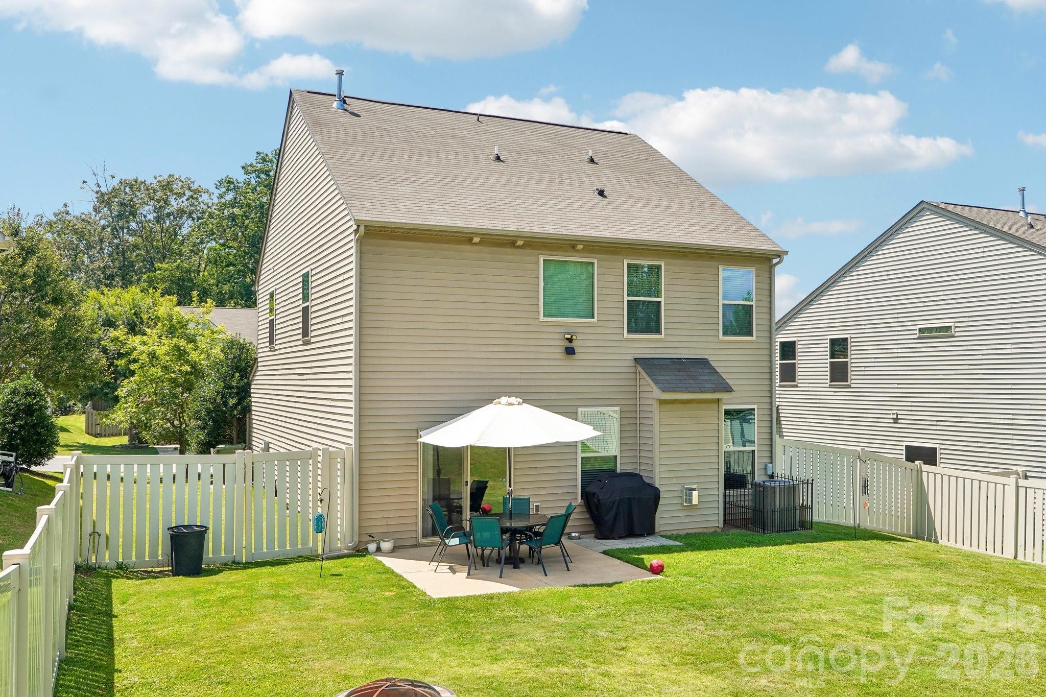 204 Kingston Drive — Mount Holly