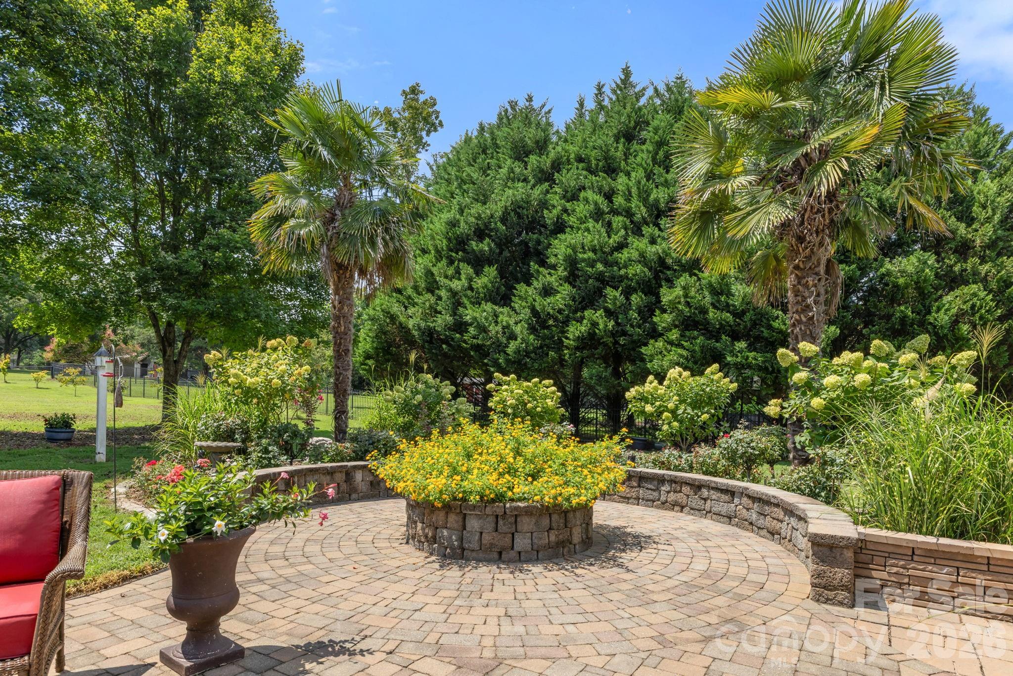 527 Hallman Drive — Rock Hill
