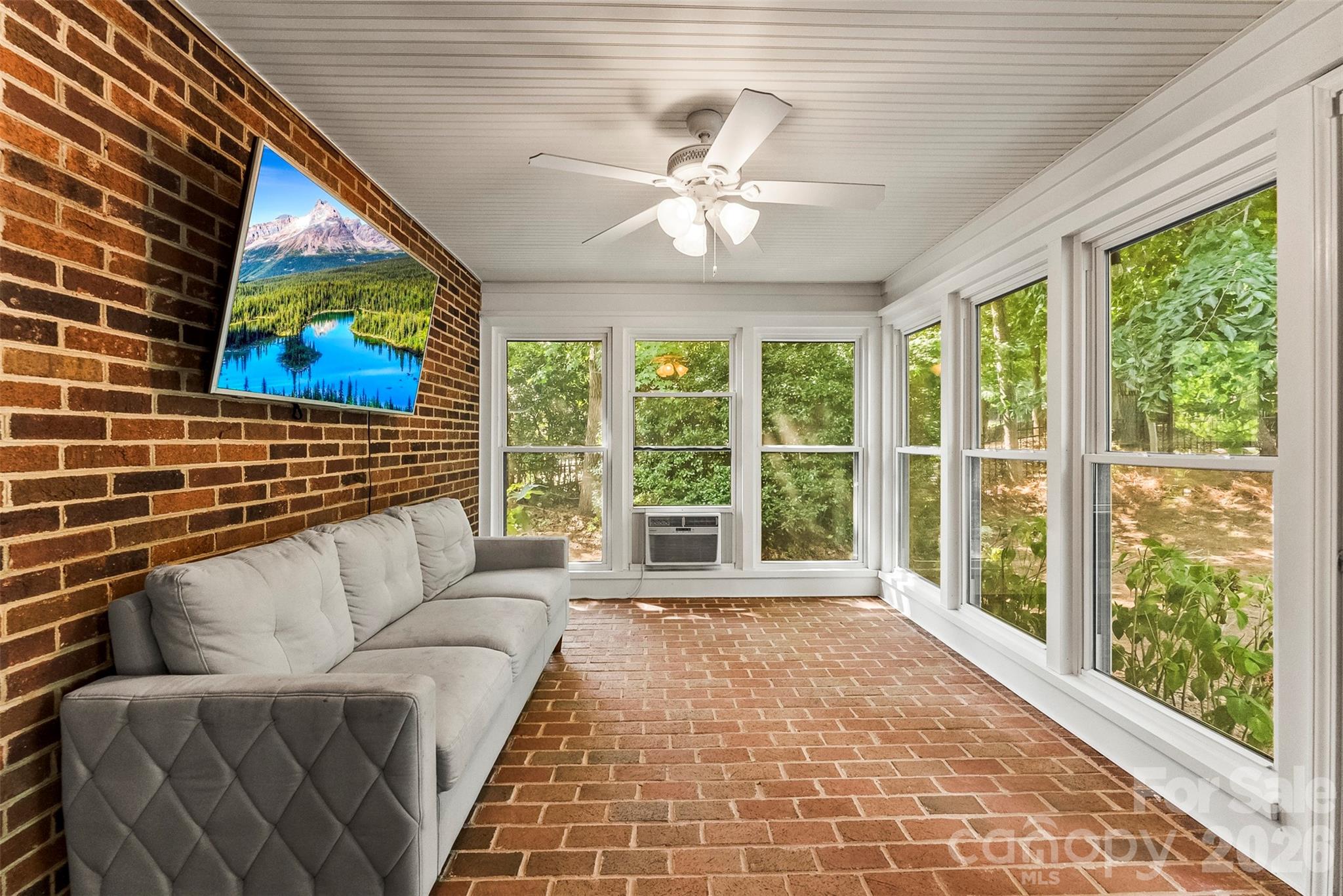 1032 Dan Maples Drive — Cramerton