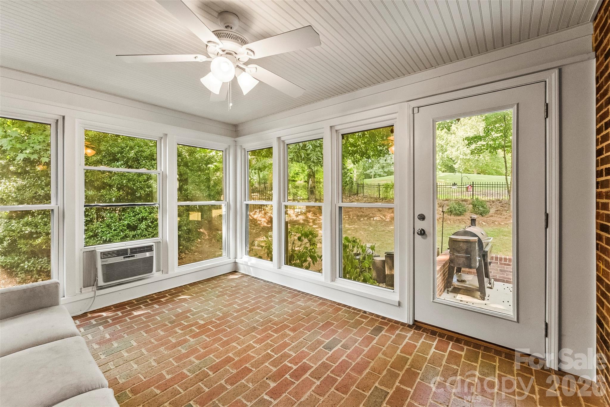 1032 Dan Maples Drive — Cramerton