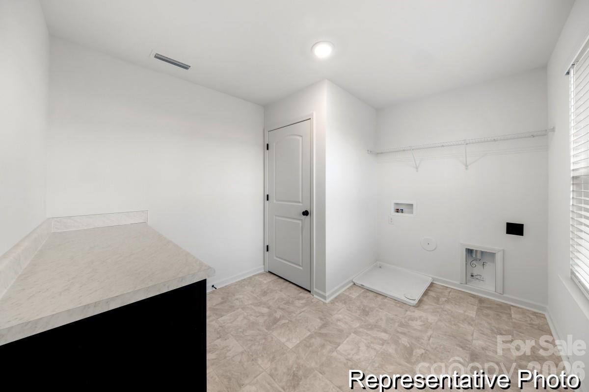 120 Pembroke Way #15 — Albemarle