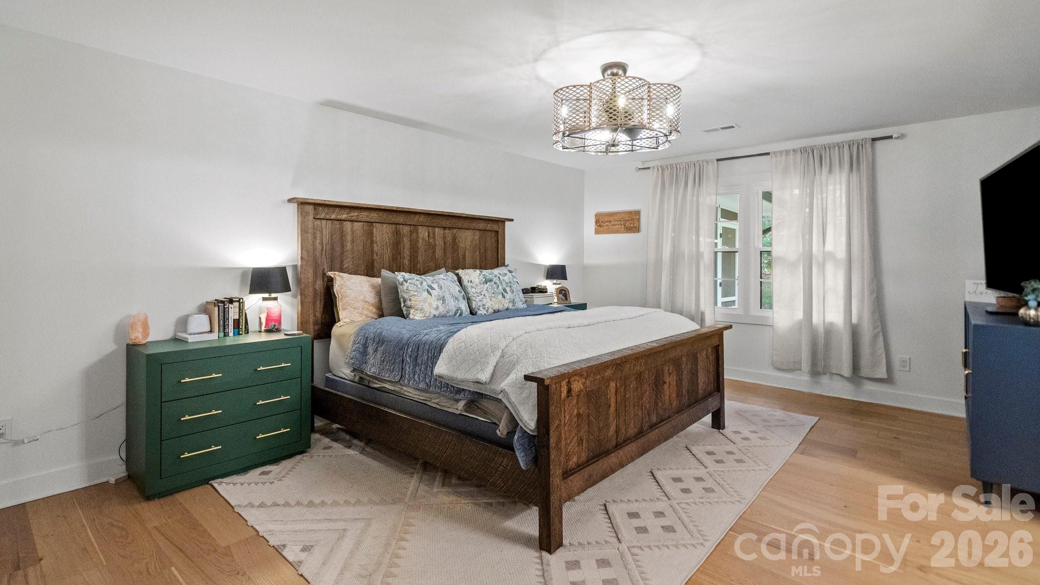 215 Ridgewood Drive — Monroe