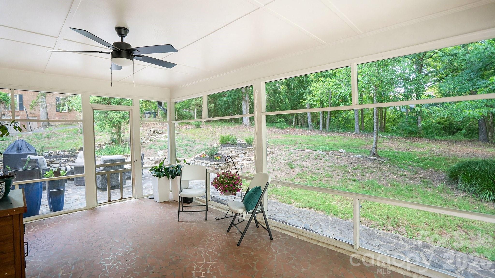 215 Ridgewood Drive — Monroe