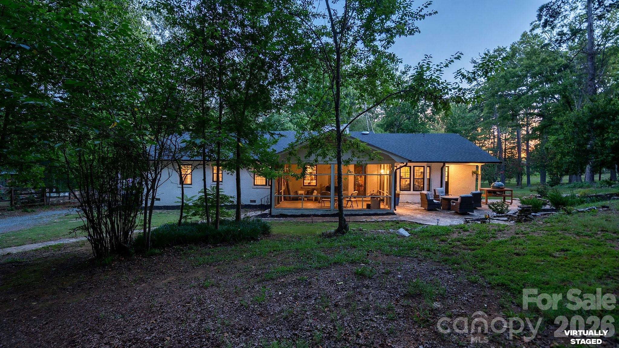 215 Ridgewood Drive — Monroe