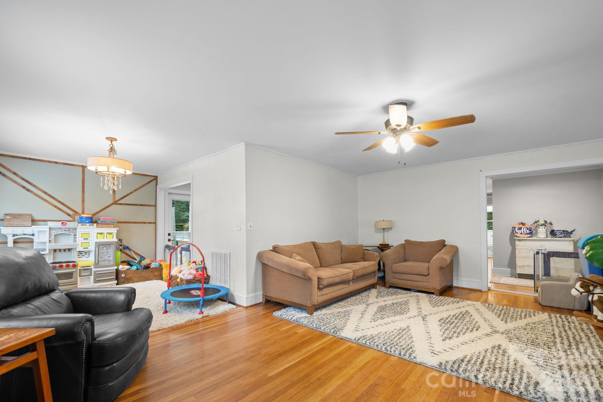 1007 I Street — North Wilkesboro