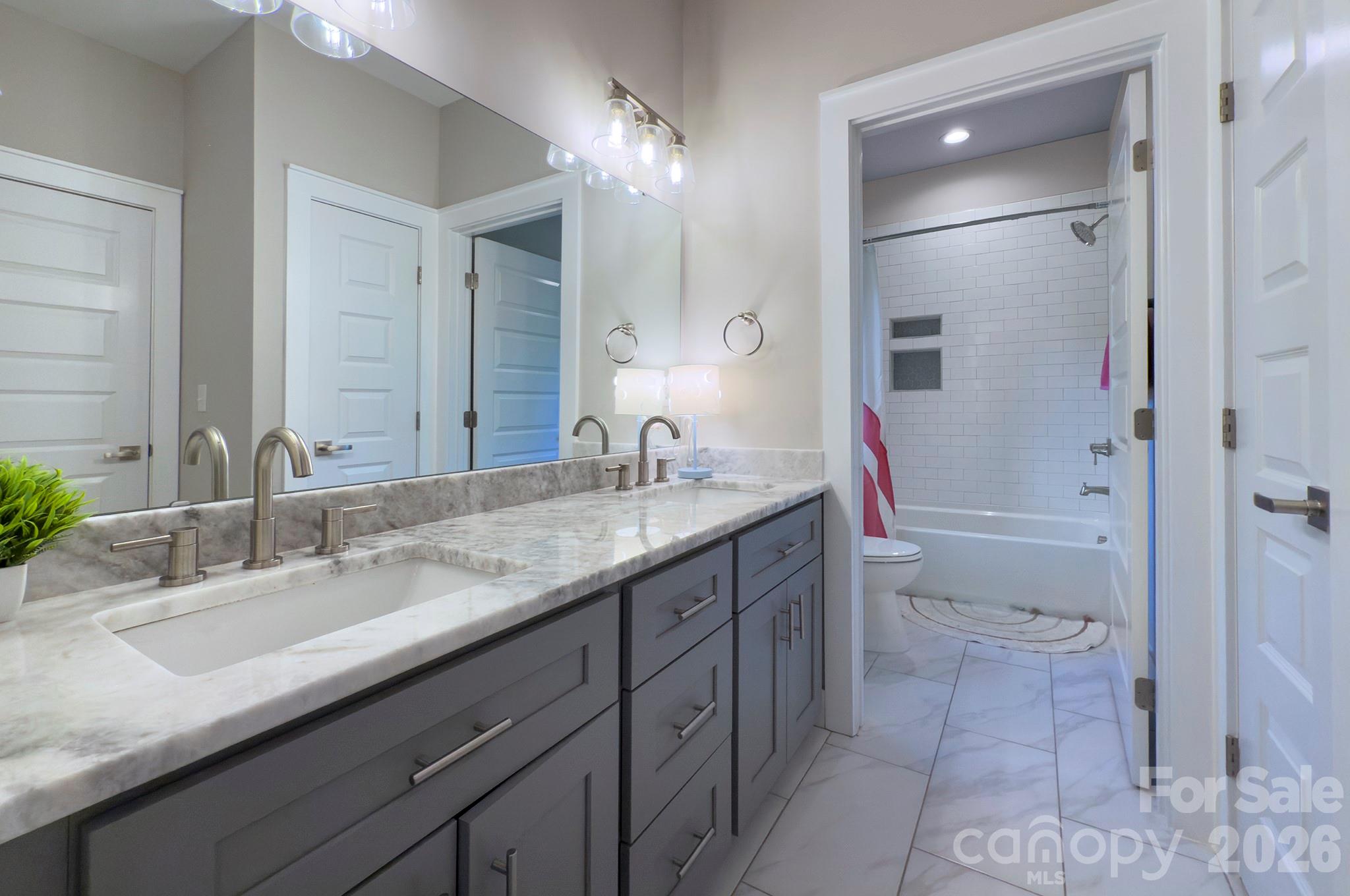 6672 Maple Spring Court — Denver