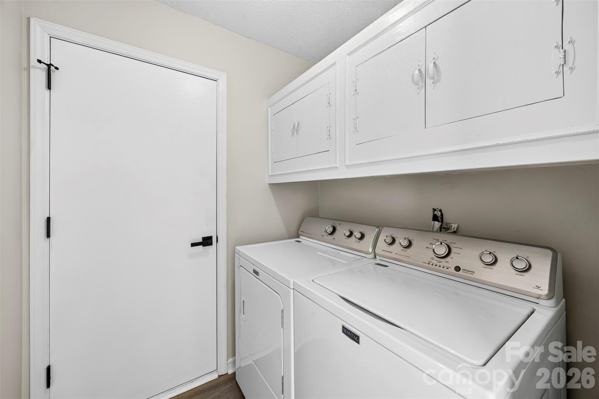 6719 Montezuma Trail — Charlotte