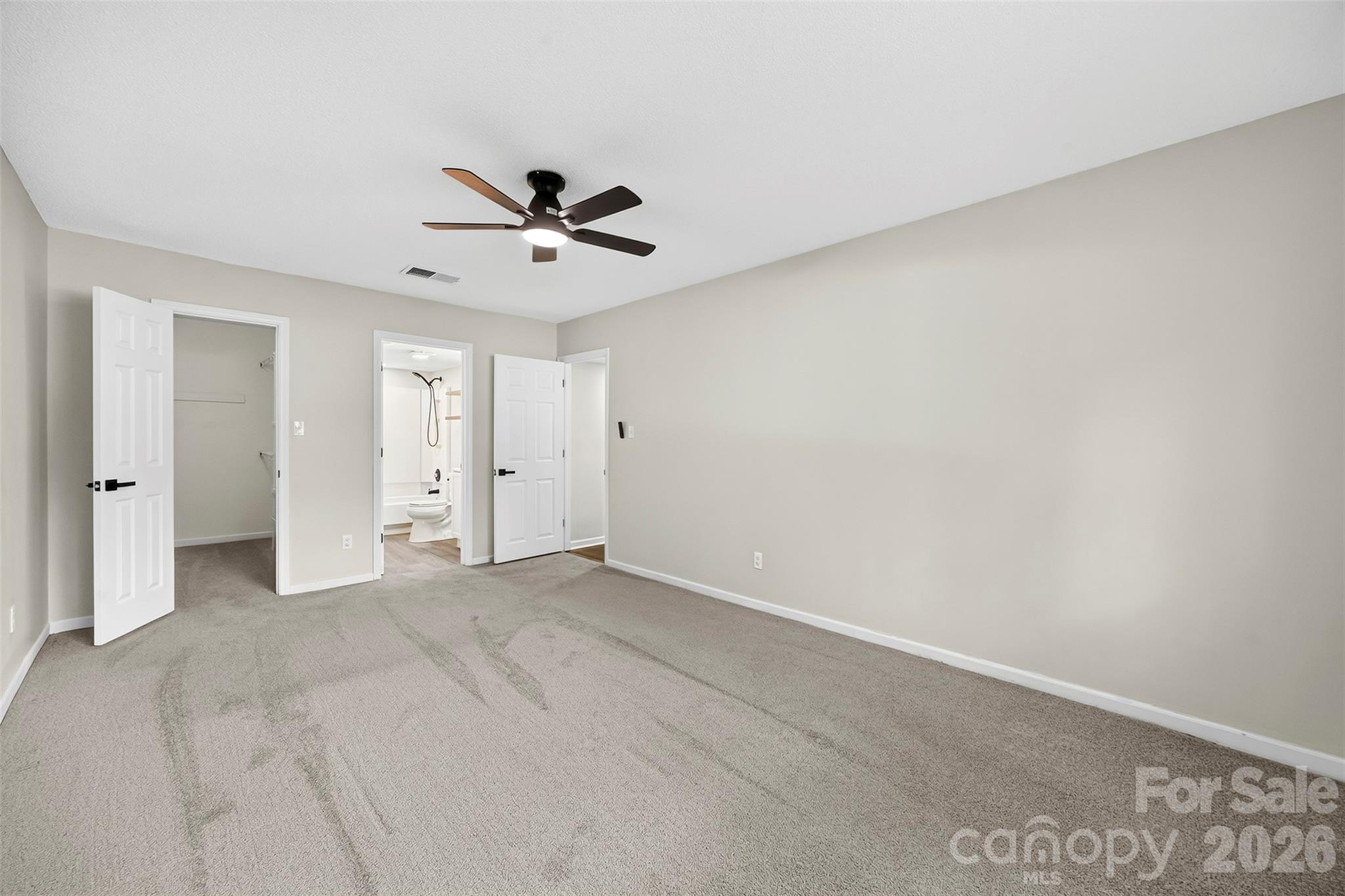 6719 Montezuma Trail — Charlotte