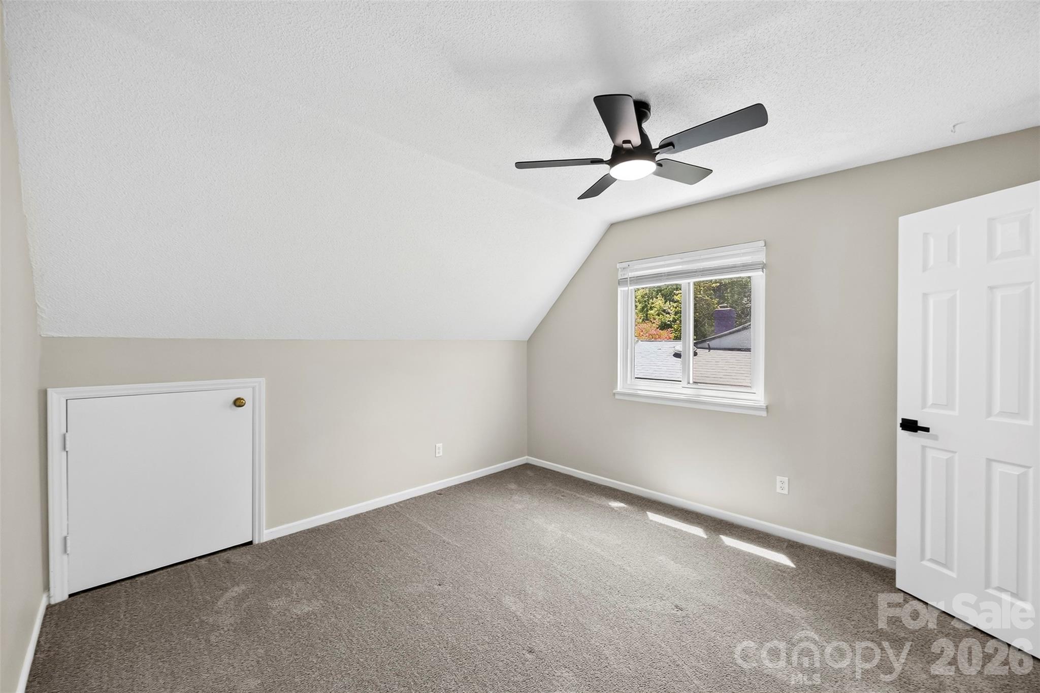 6719 Montezuma Trail — Charlotte