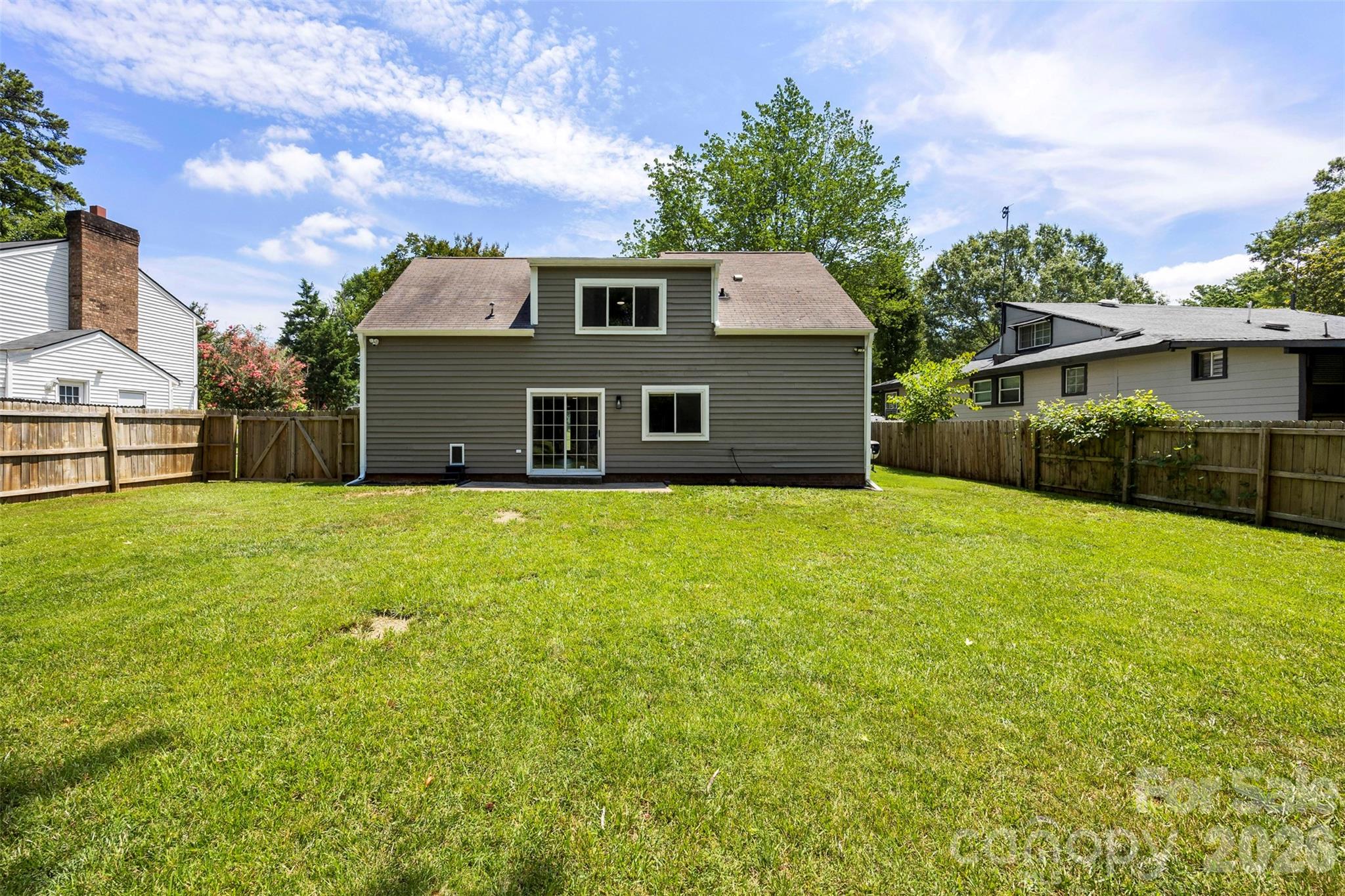 6719 Montezuma Trail — Charlotte