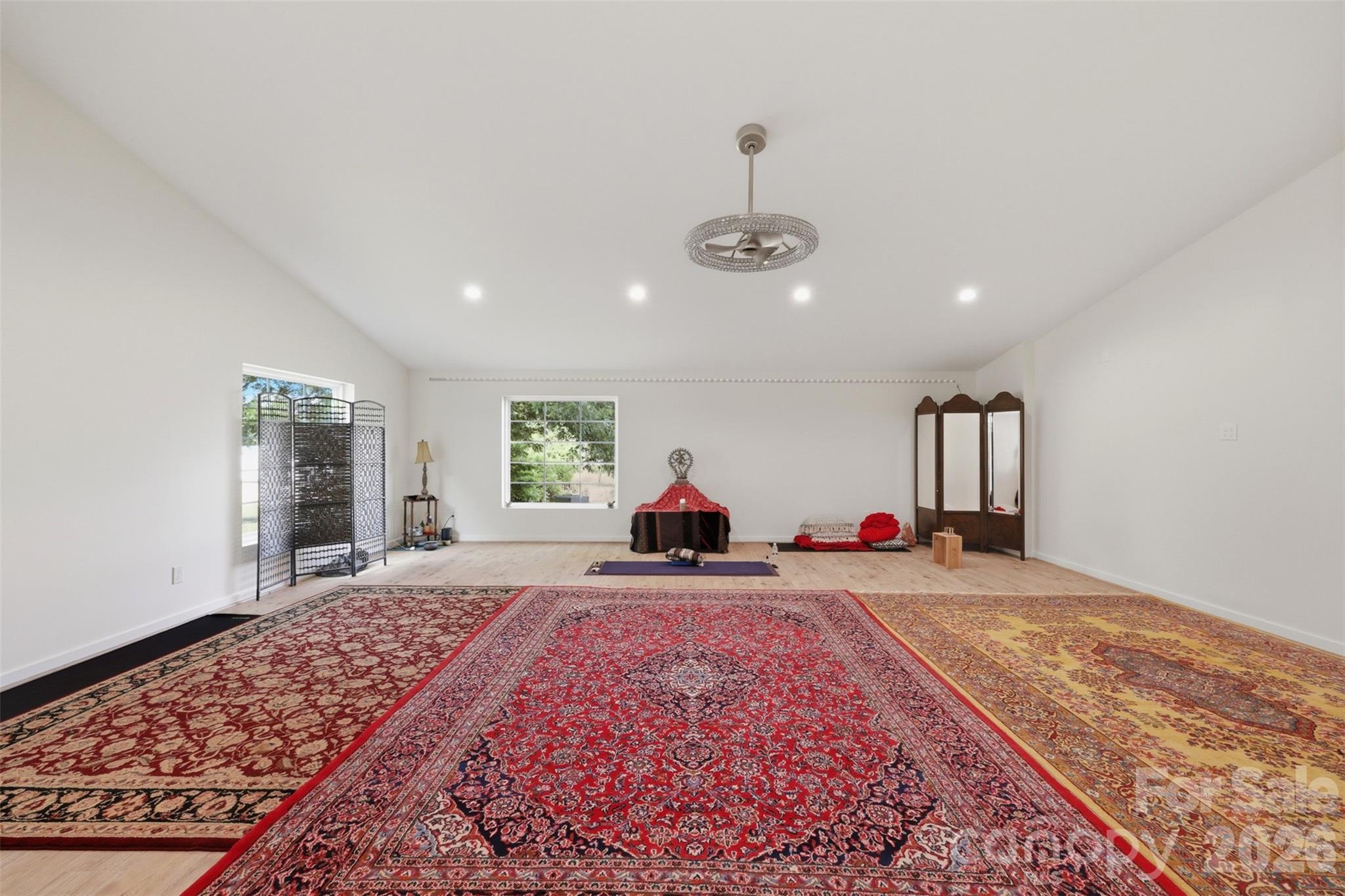 1670 Southwest Boulevard — Newton