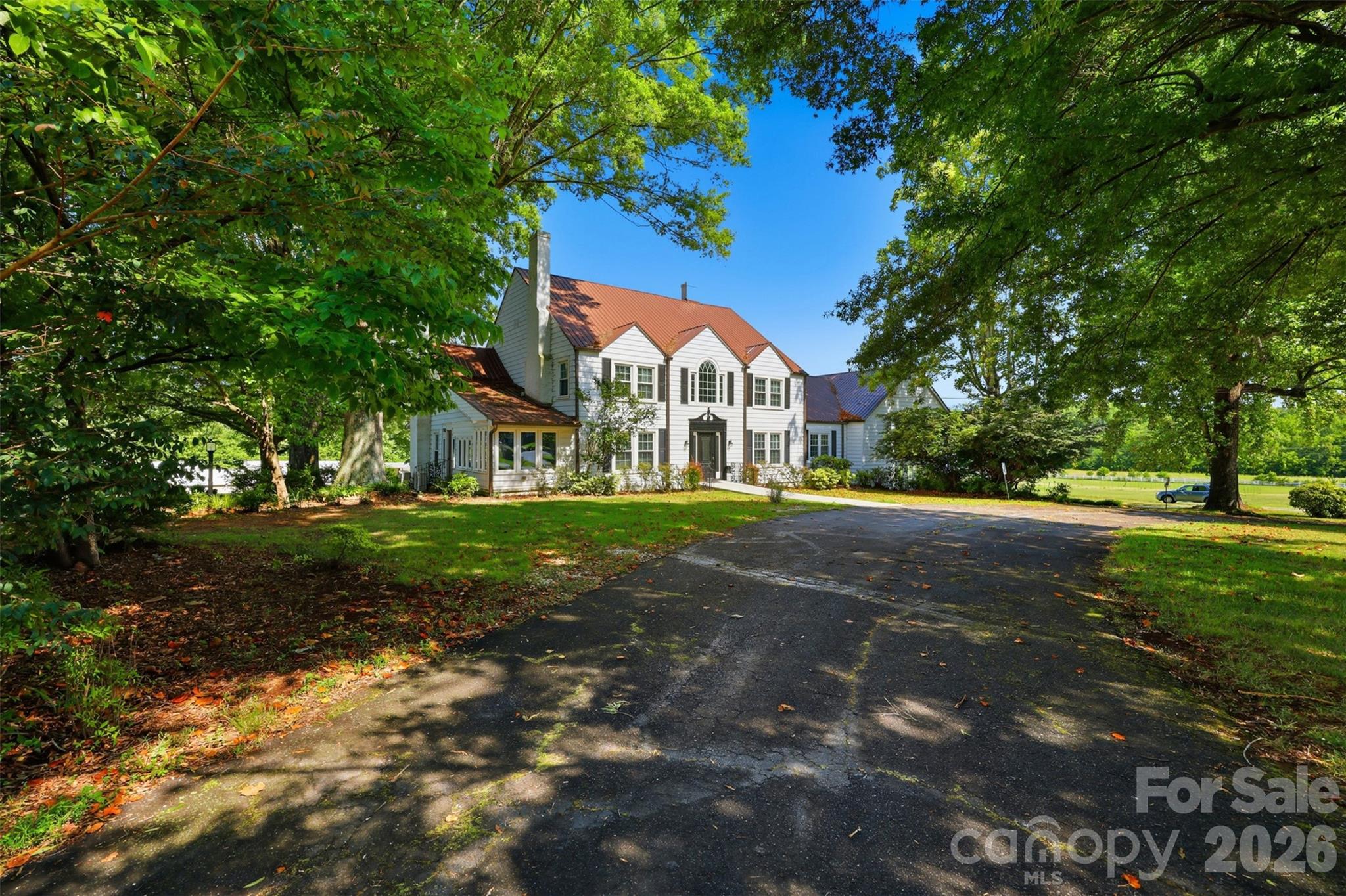 1670 Southwest Boulevard — Newton
