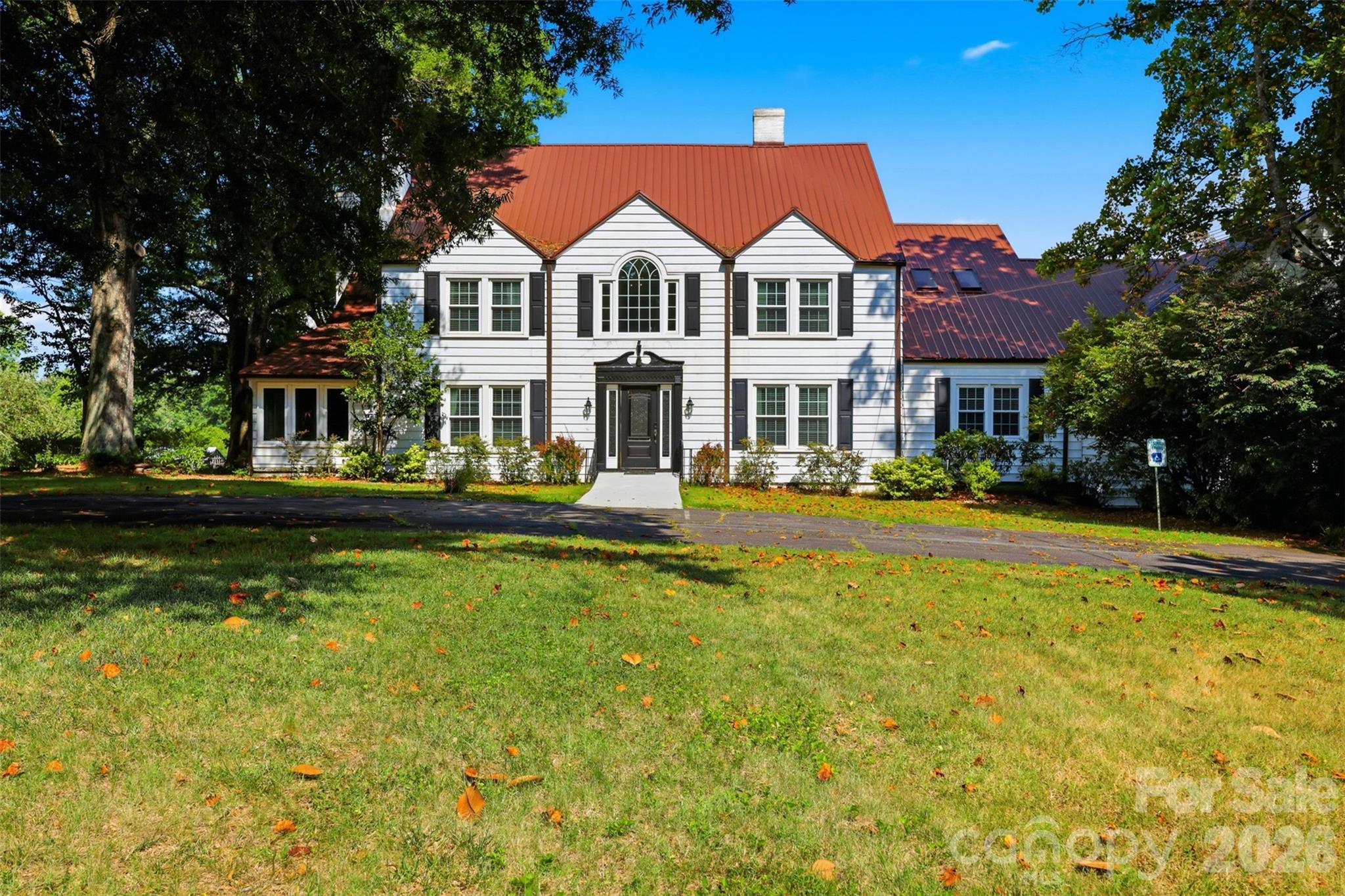 1670 Southwest Boulevard — Newton