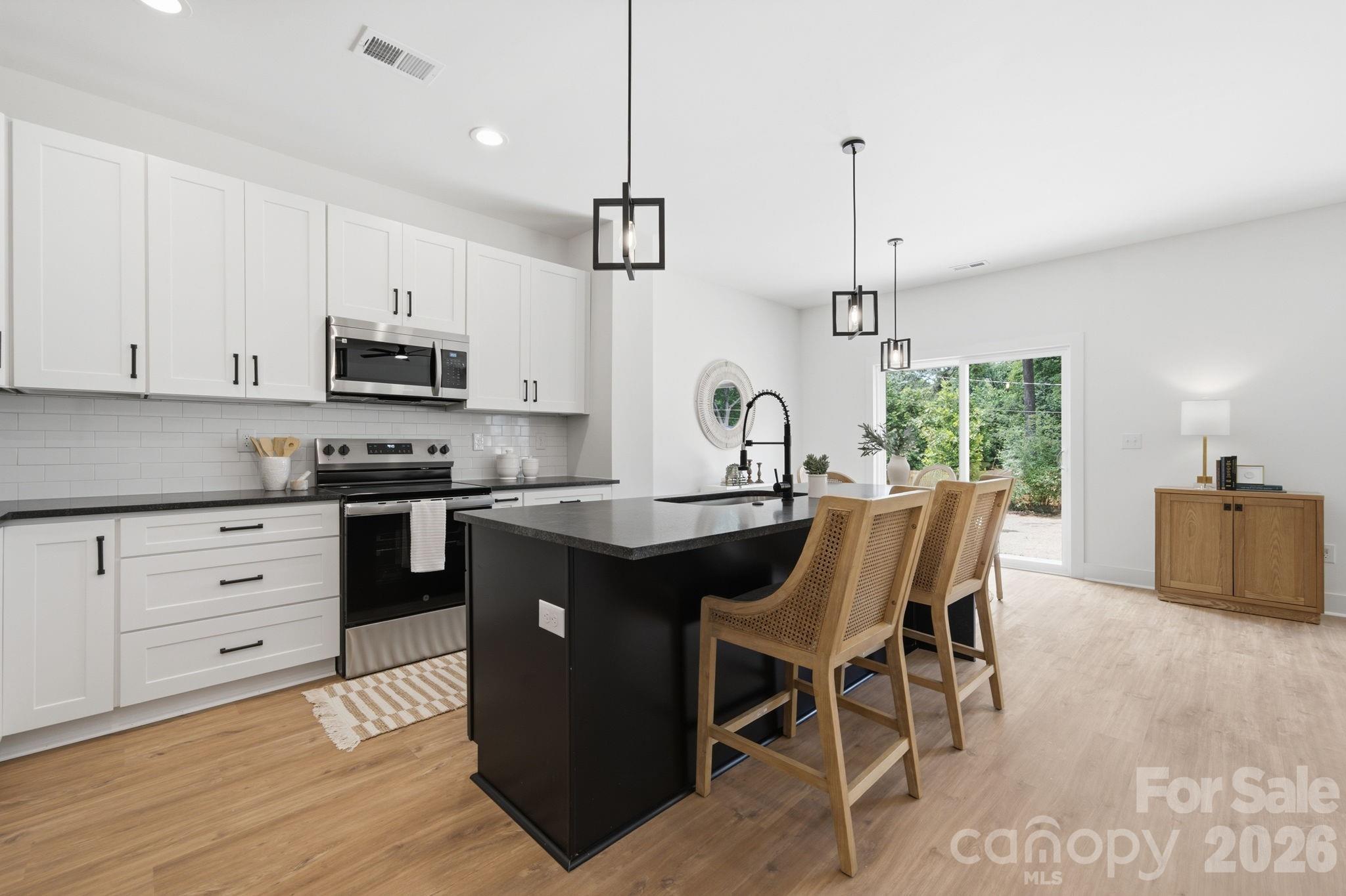 1735 Byrum Street — Charlotte