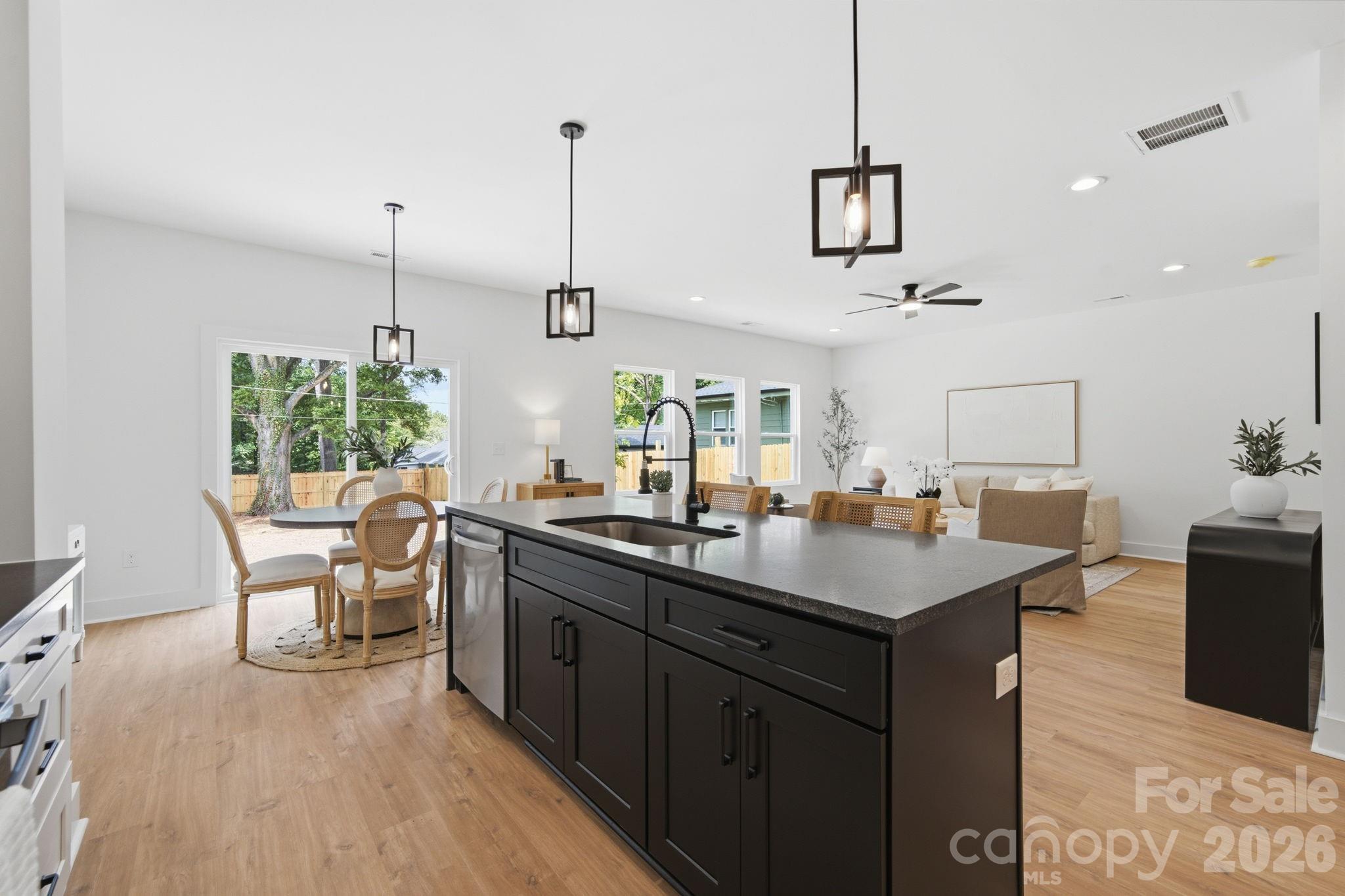 1735 Byrum Street — Charlotte
