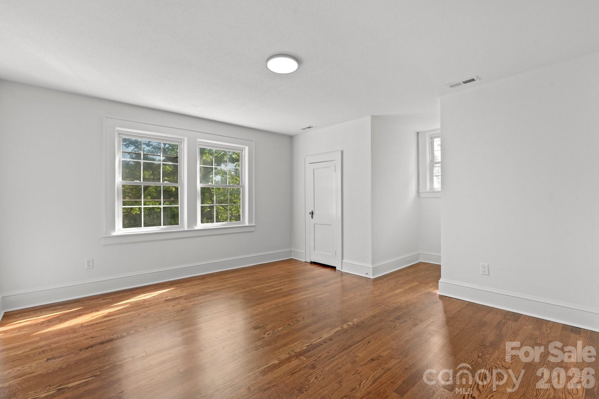 625 4th Street Drive NW — Hickory