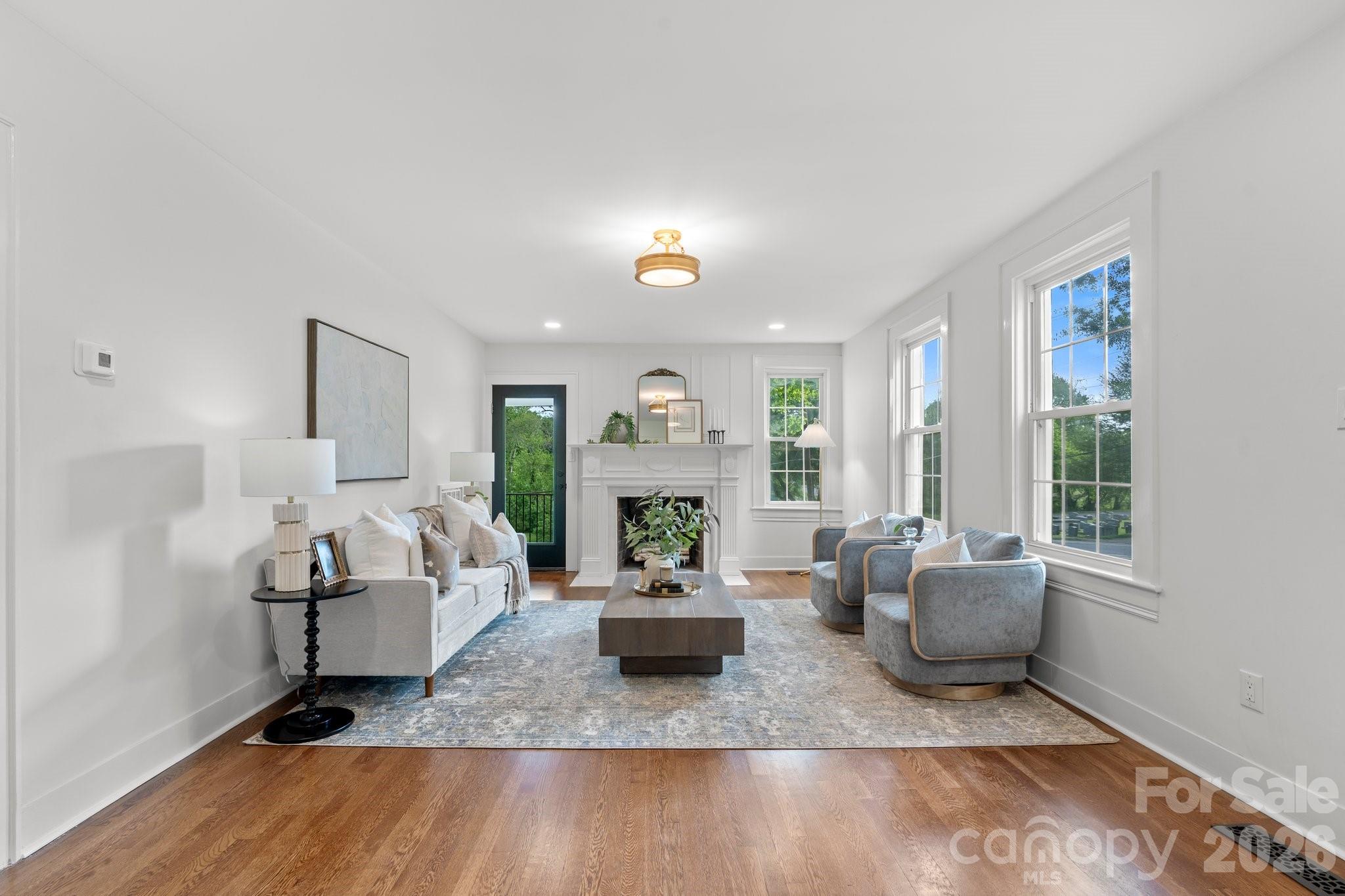 625 4th Street Drive NW — Hickory