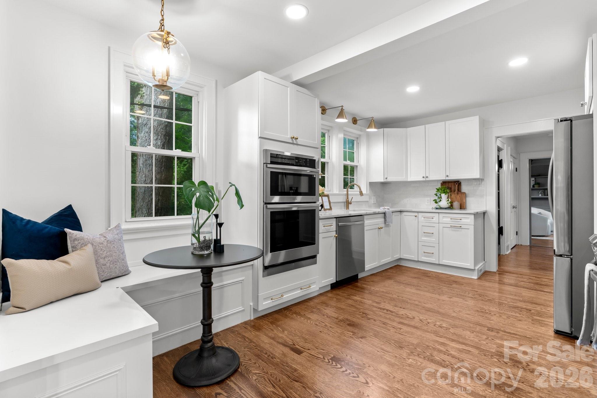625 4th Street Drive NW — Hickory