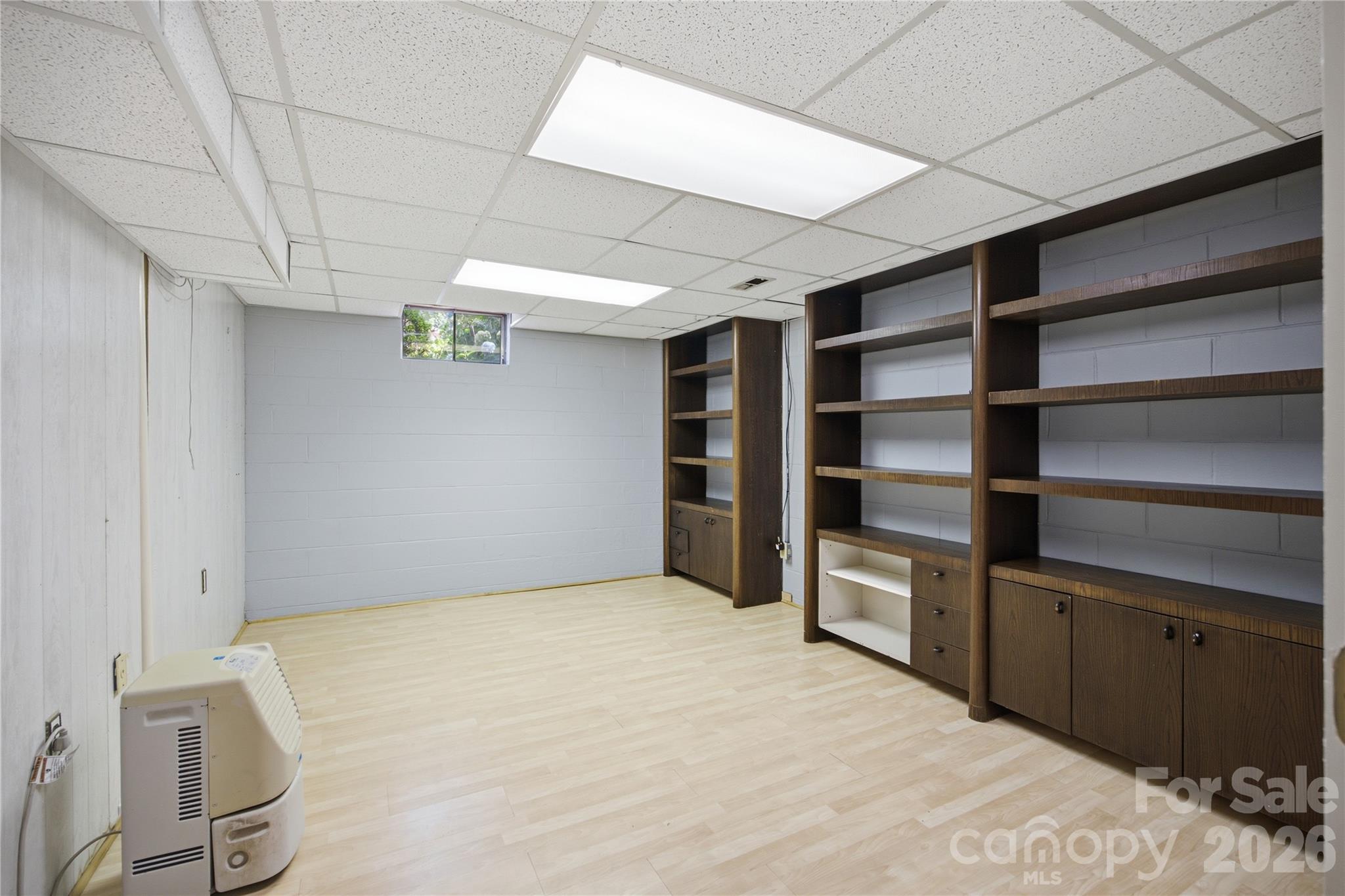 4821 Raleigh Street — Conover