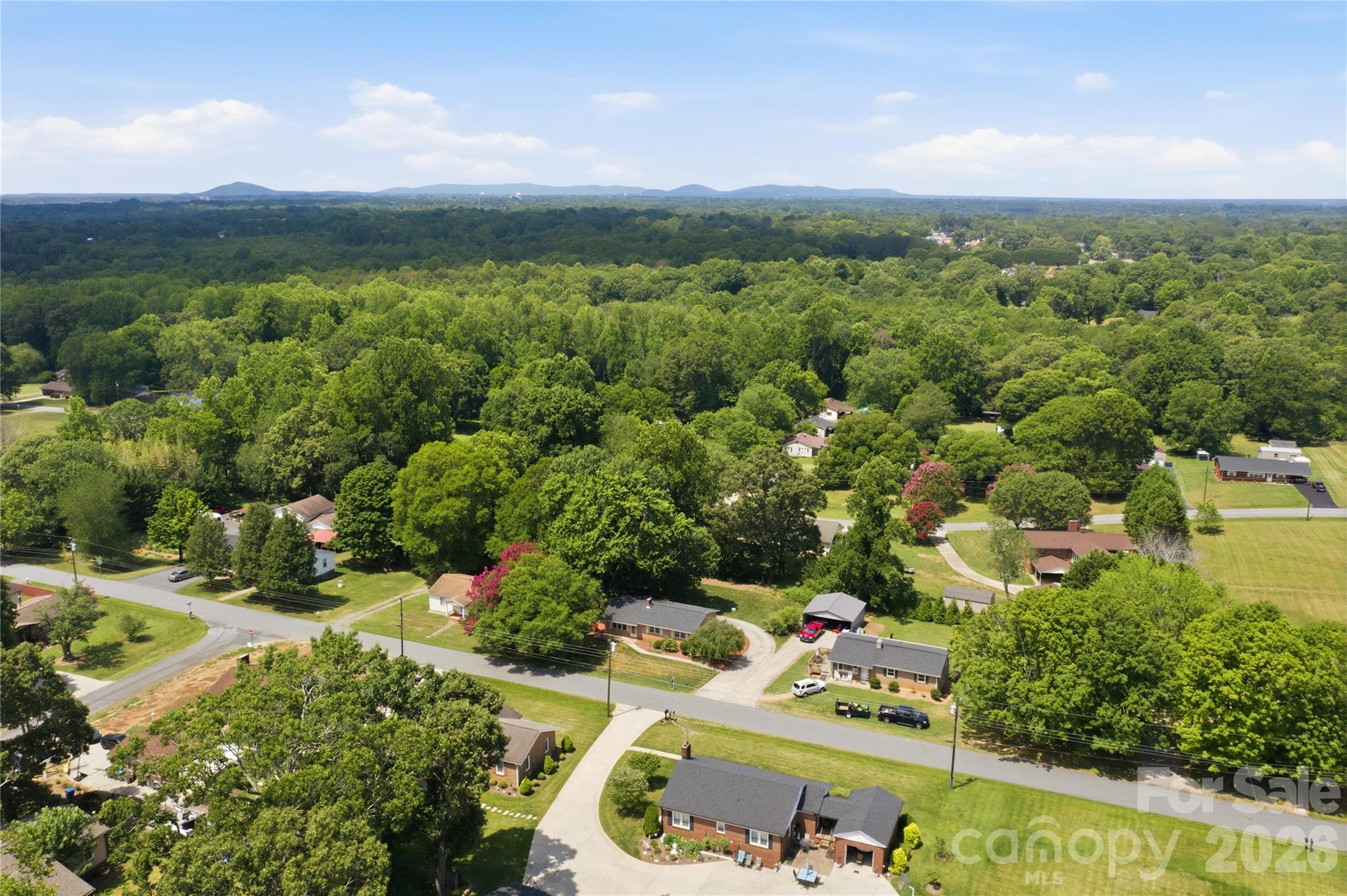 4821 Raleigh Street — Conover
