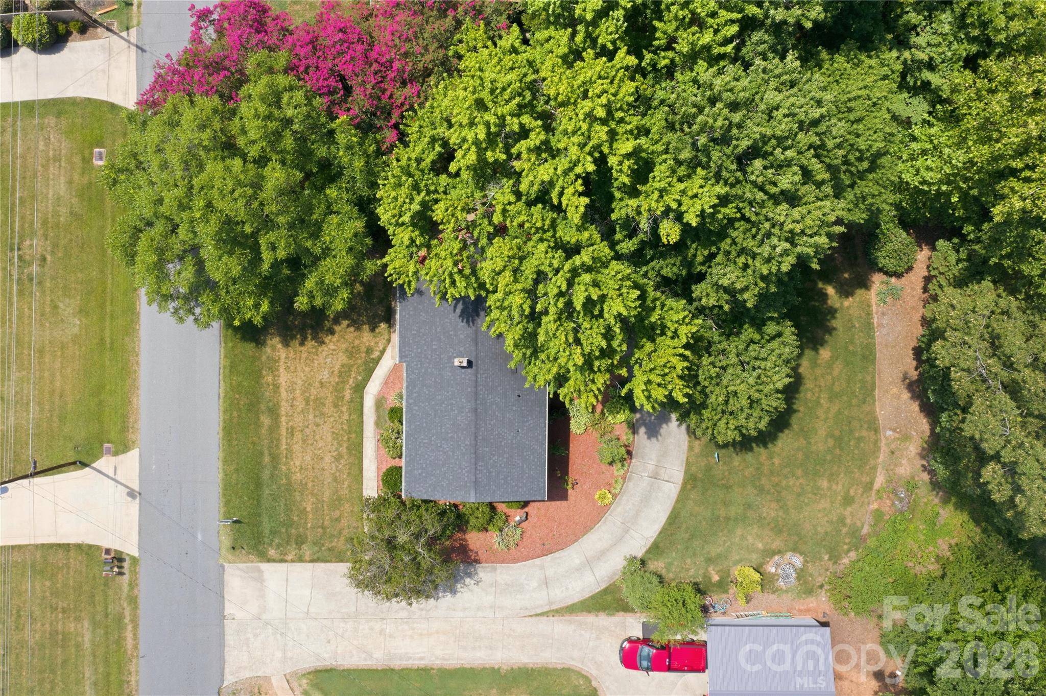 4821 Raleigh Street — Conover