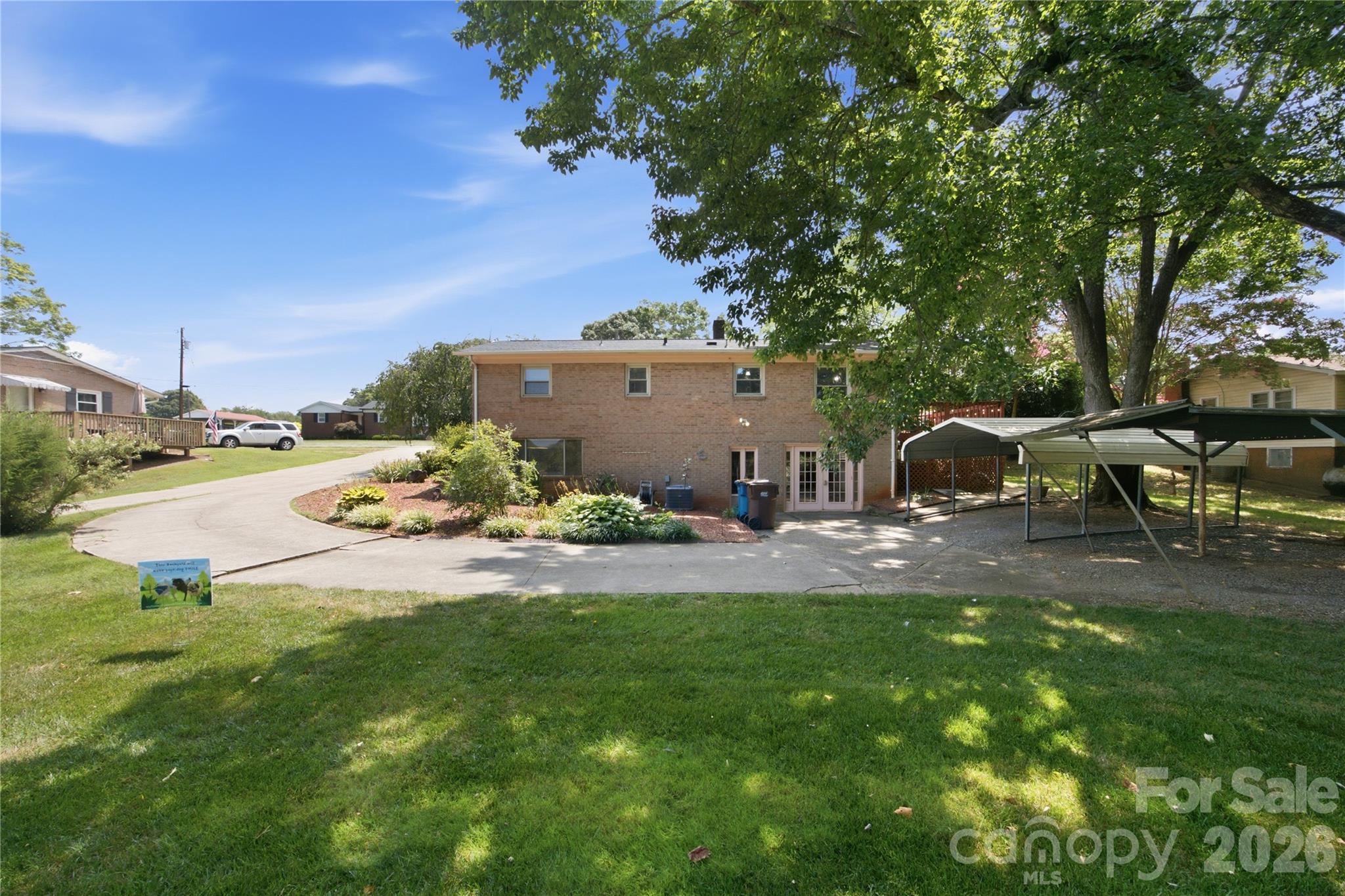 4821 Raleigh Street — Conover